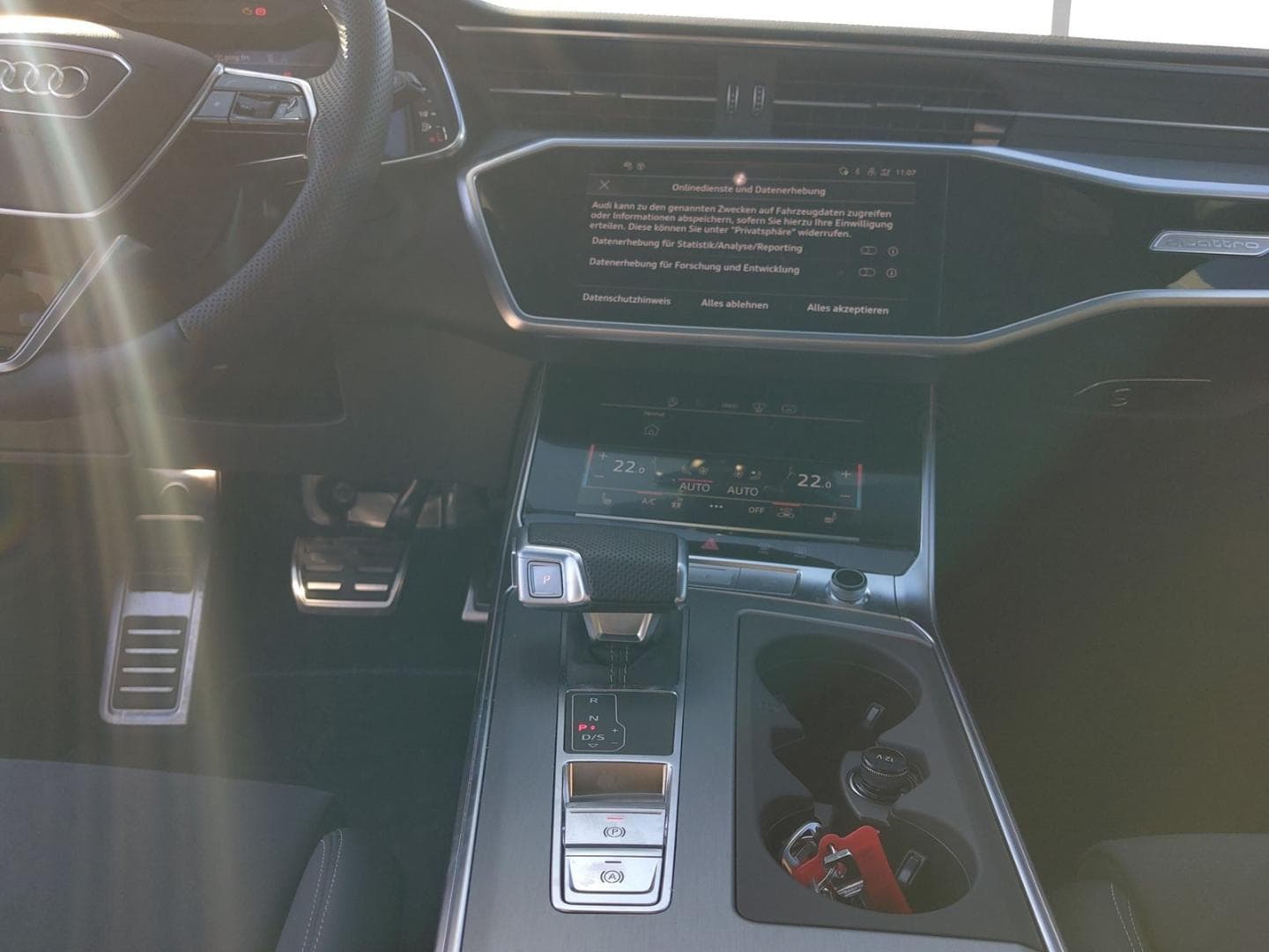 Bild über Audi S6 Avant TDI quattro tiptronic - für weitere Informationen kontaktieren Sie den Audi Partner