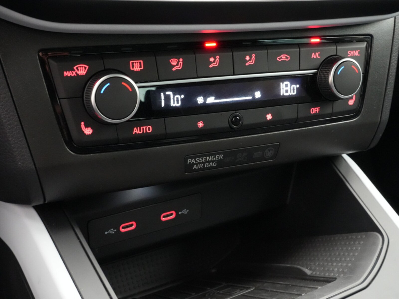 SEAT Arona – Bild 11