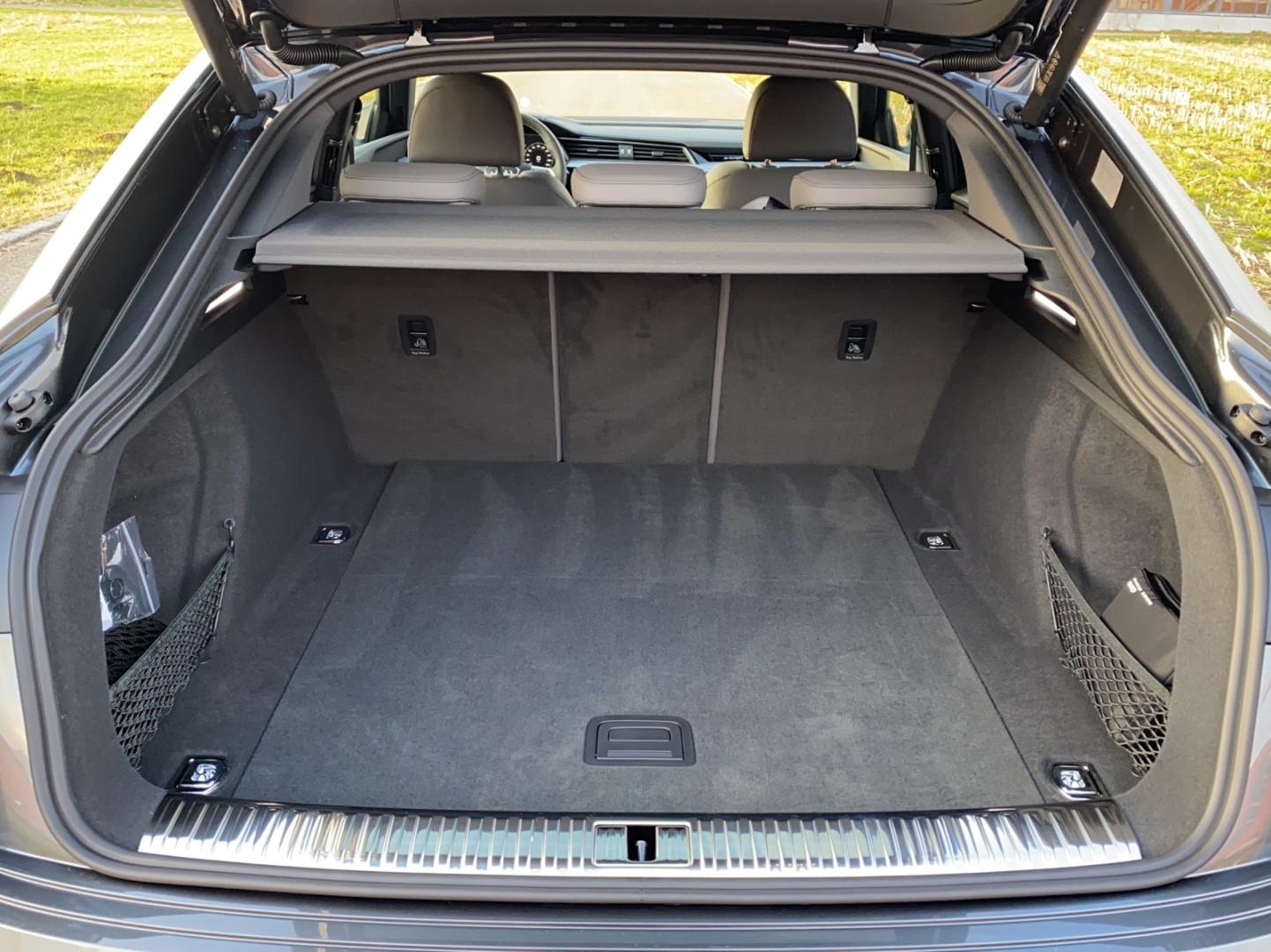 Image about Audi e-tron Sportback S line 55 quattro 300,00 kW