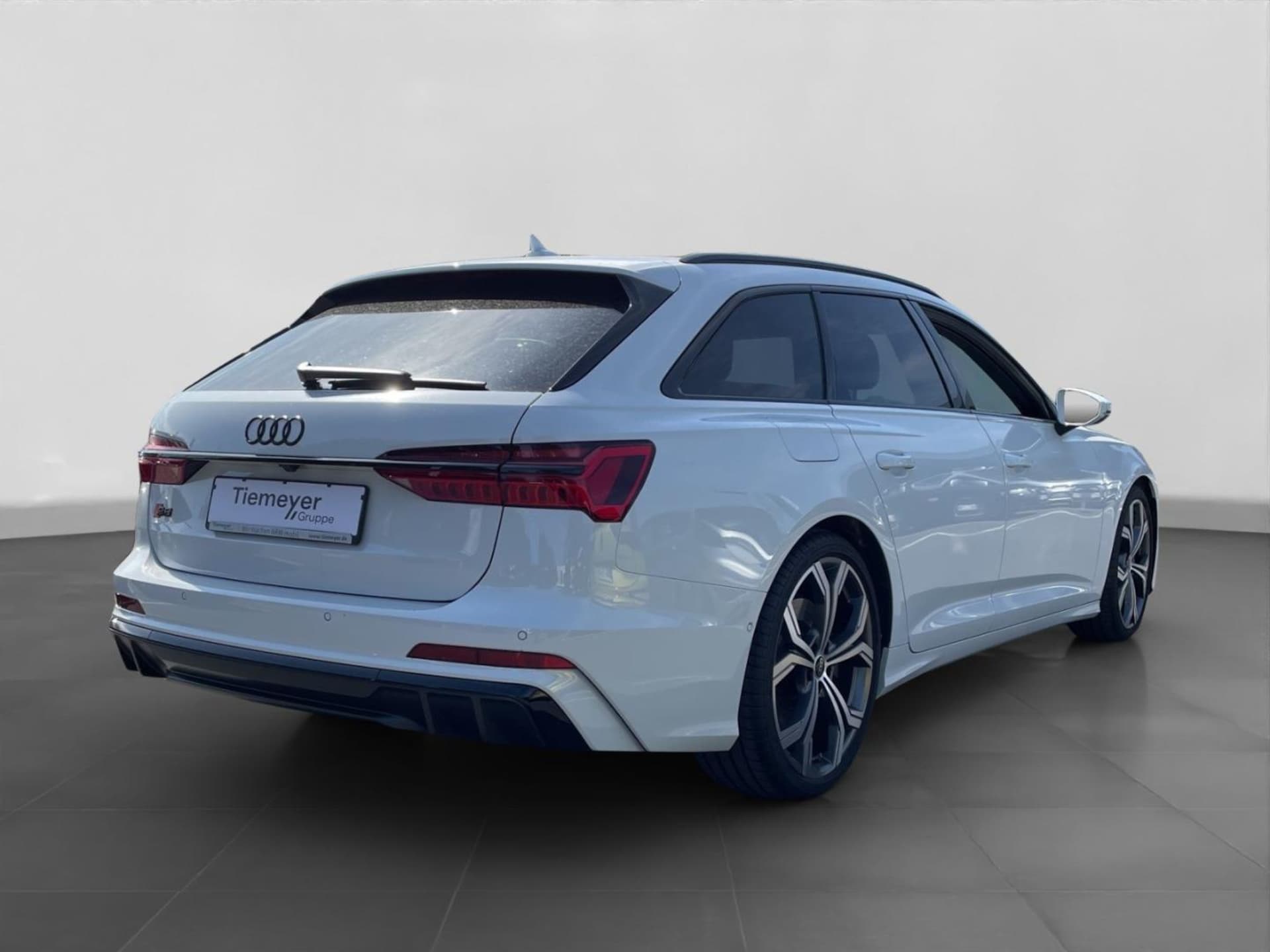 Audi S6 Avant