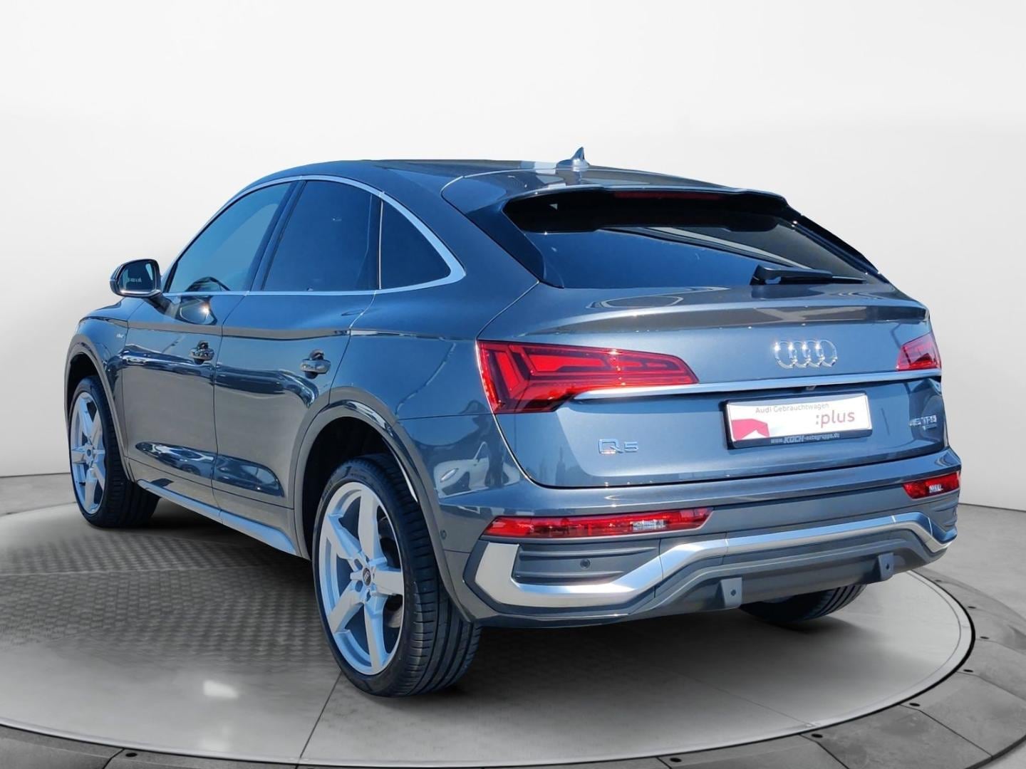 Bild über Audi Q5 Sportback 45 TFSI quattro S tronic - für weitere Informationen kontaktieren Sie den Audi Partner