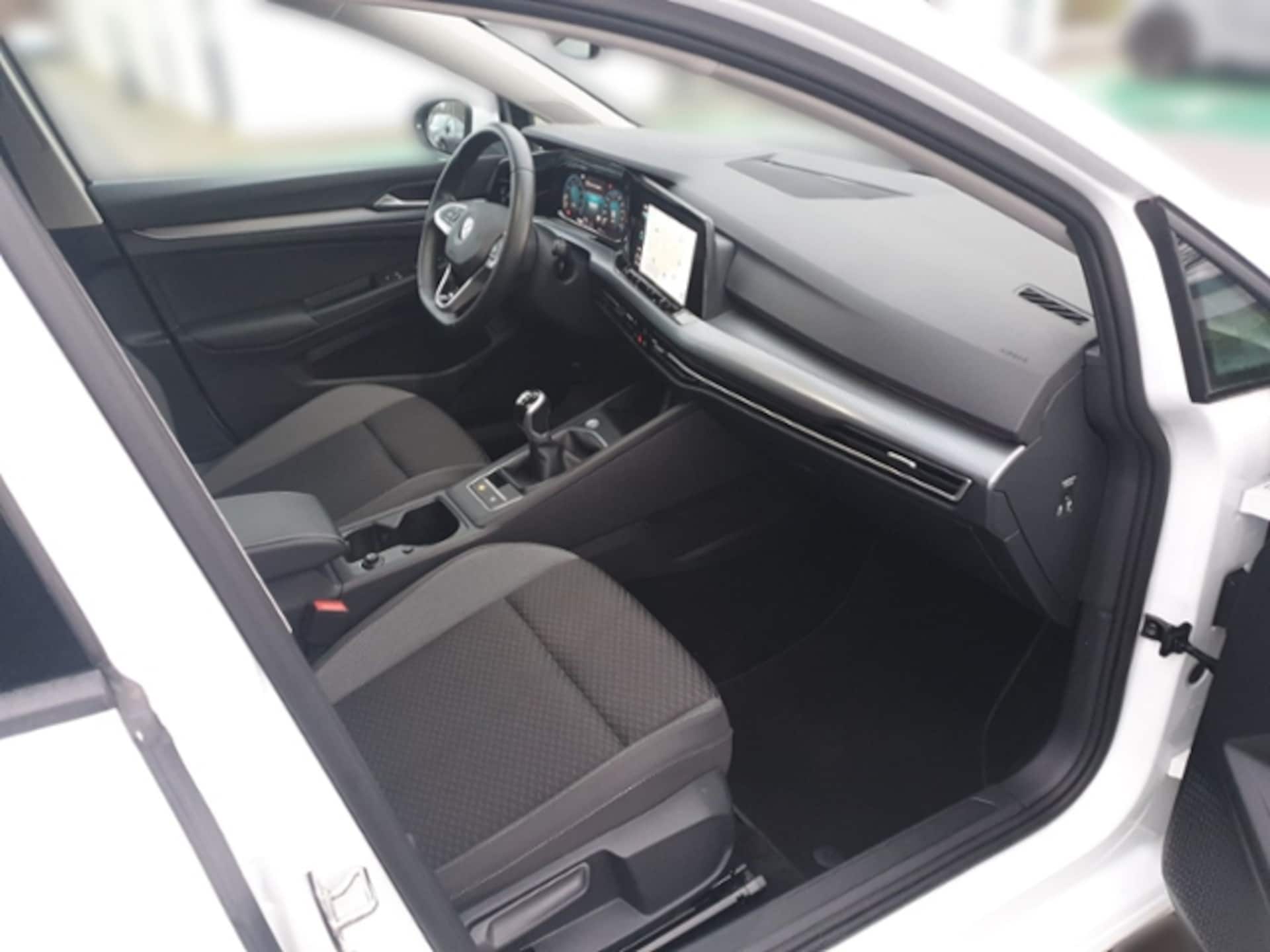 Volkswagen Golf Active
