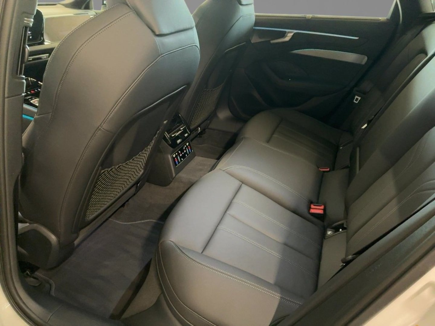 Bild über Audi A6 Avant edition one TFSI 150 kW S tronic - für weitere Informationen kontaktieren Sie den Audi Partner