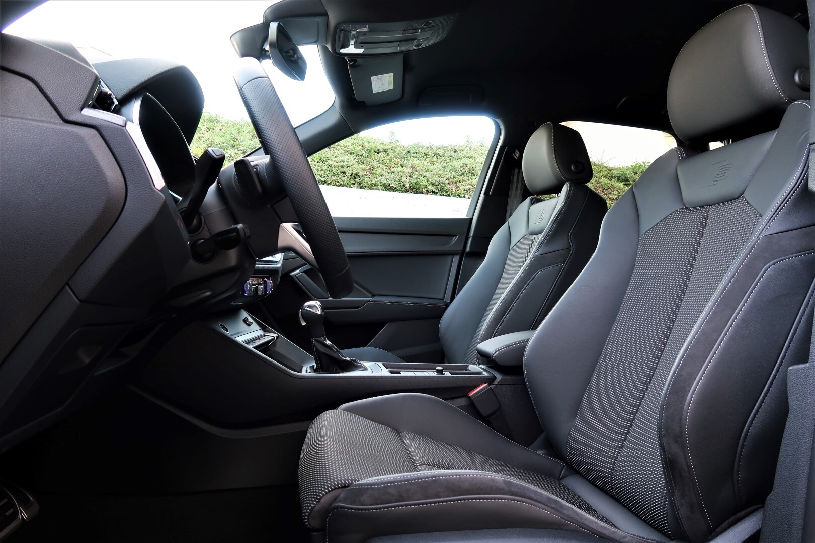 Image about Audi Q3 S line 40 TDI quattro 147 kW (200 PS) S tronic