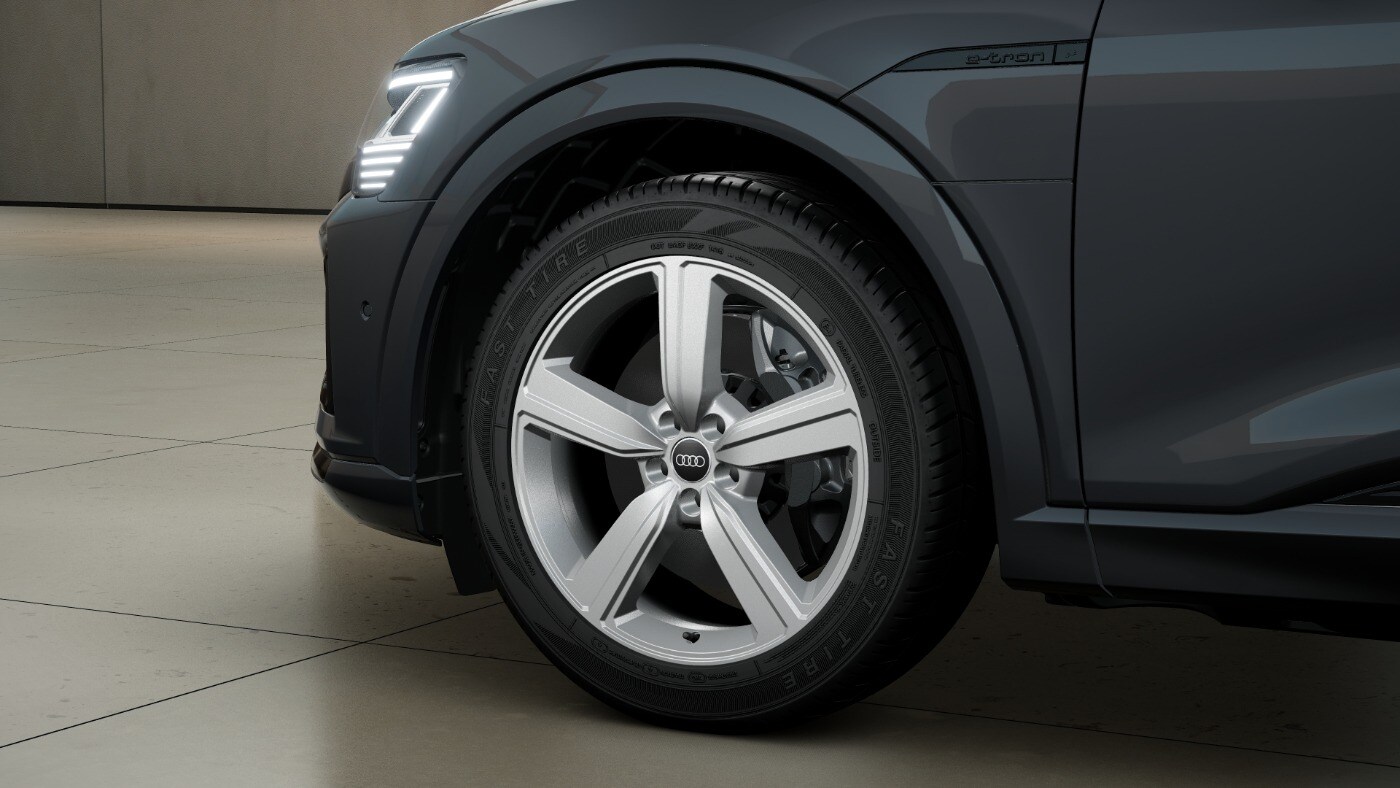 Image about Audi Q8 e-tron S line 50 e-tron quattro