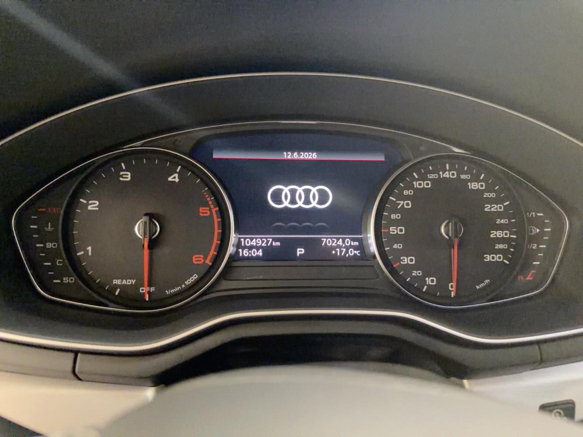 Audi A4 Avant S line