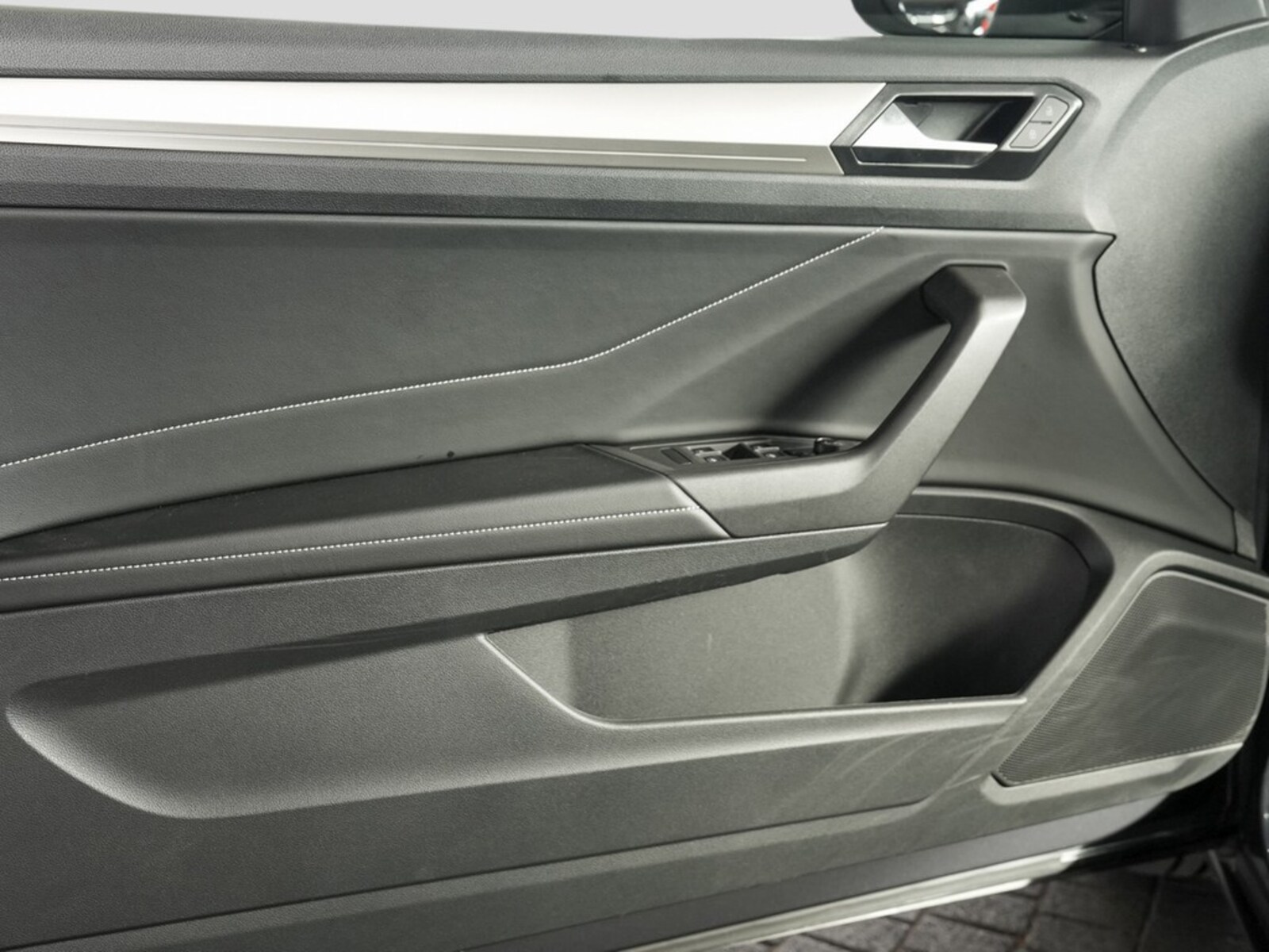 Volkswagen T-Roc Cabriolet – Bild 16