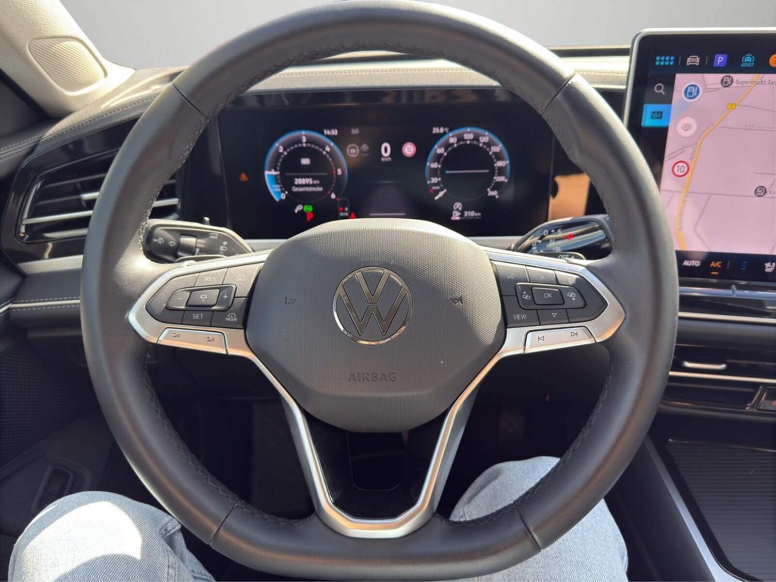 Volkswagen Passat – Bild 9