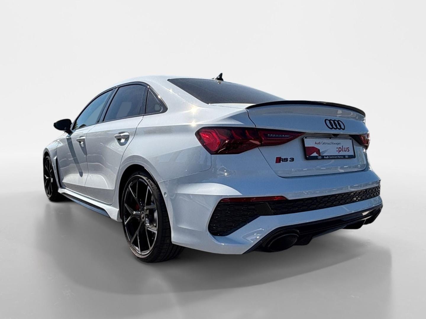 Image about Audi RS 3 Limousine TFSI quattro S tronic