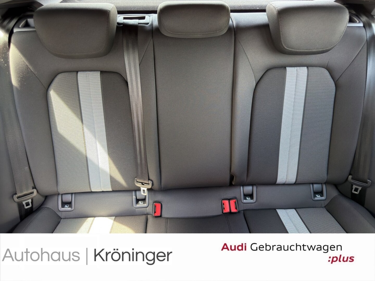 Bild über Audi A3 Sportback TDI Schaltgetriebe - für weitere Informationen kontaktieren Sie den Audi Partner