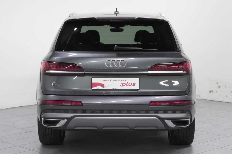 Image about Audi Q7 TFSI e Sport 55 TFSI e quattro 280 kW (381 PS) tiptronic