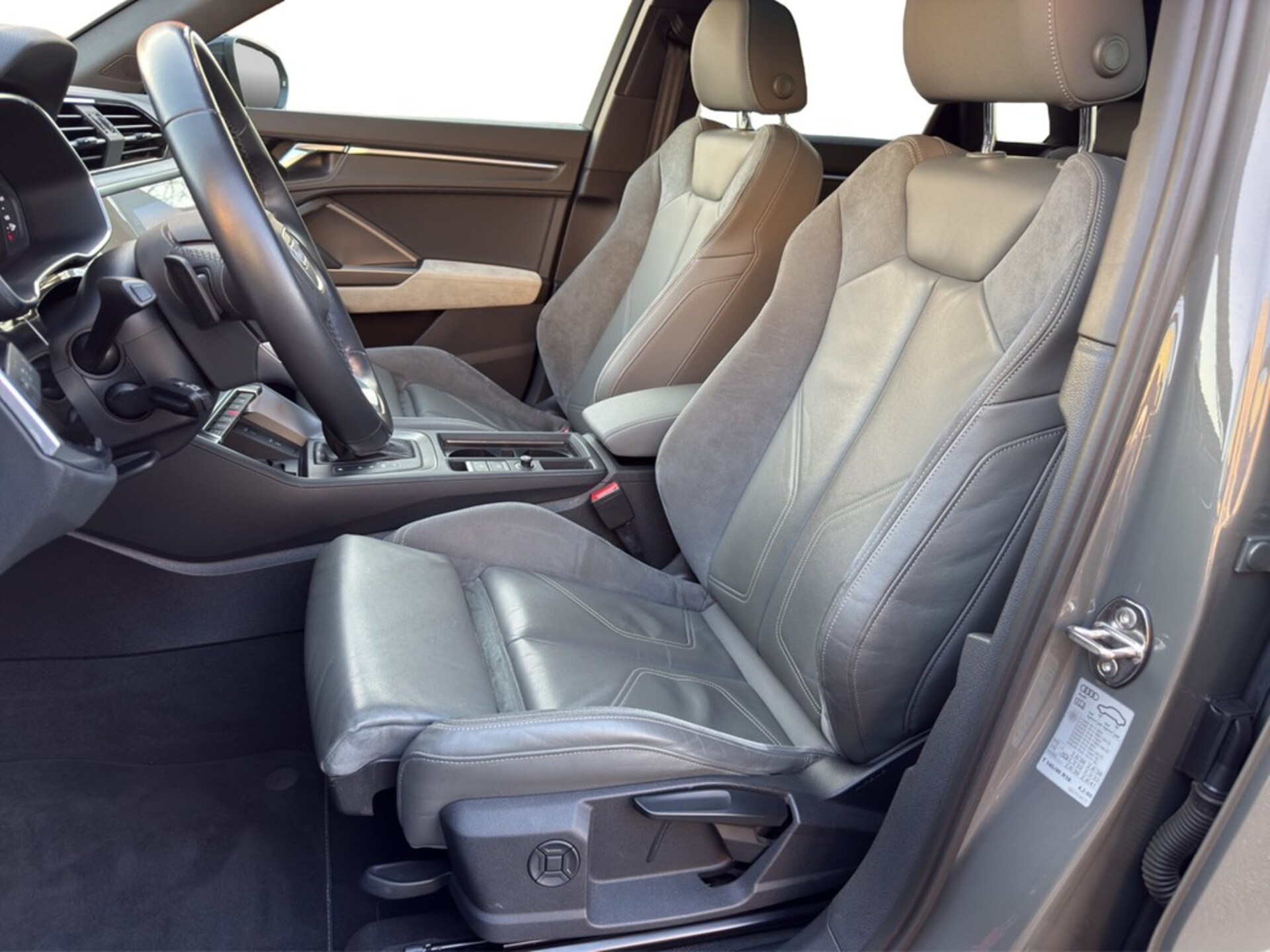 Audi Q3 SUV S line