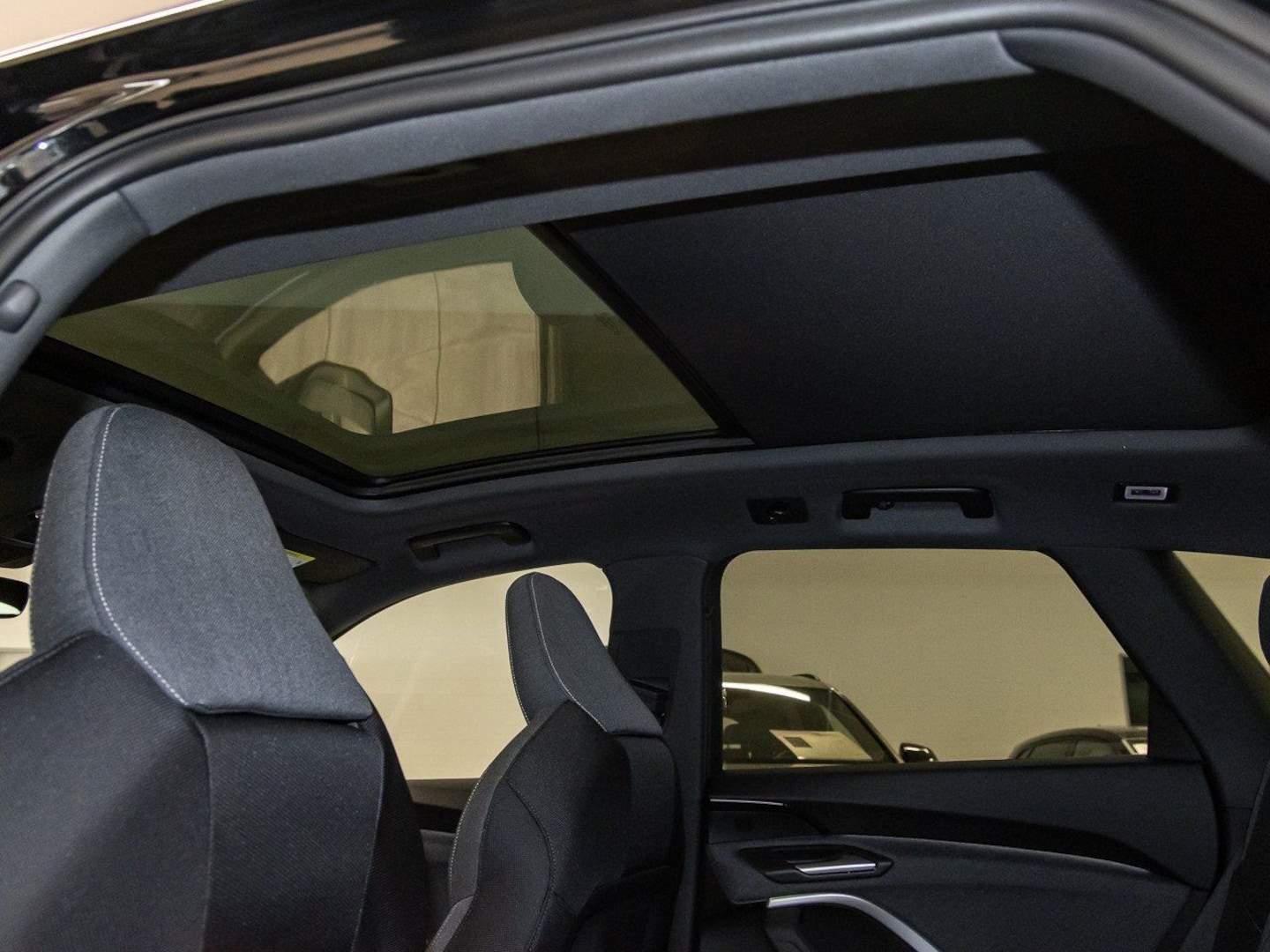 Bild über Audi Q5 SUV TDI quattro 150 kW S tronic - für weitere Informationen kontaktieren Sie den Audi Partner