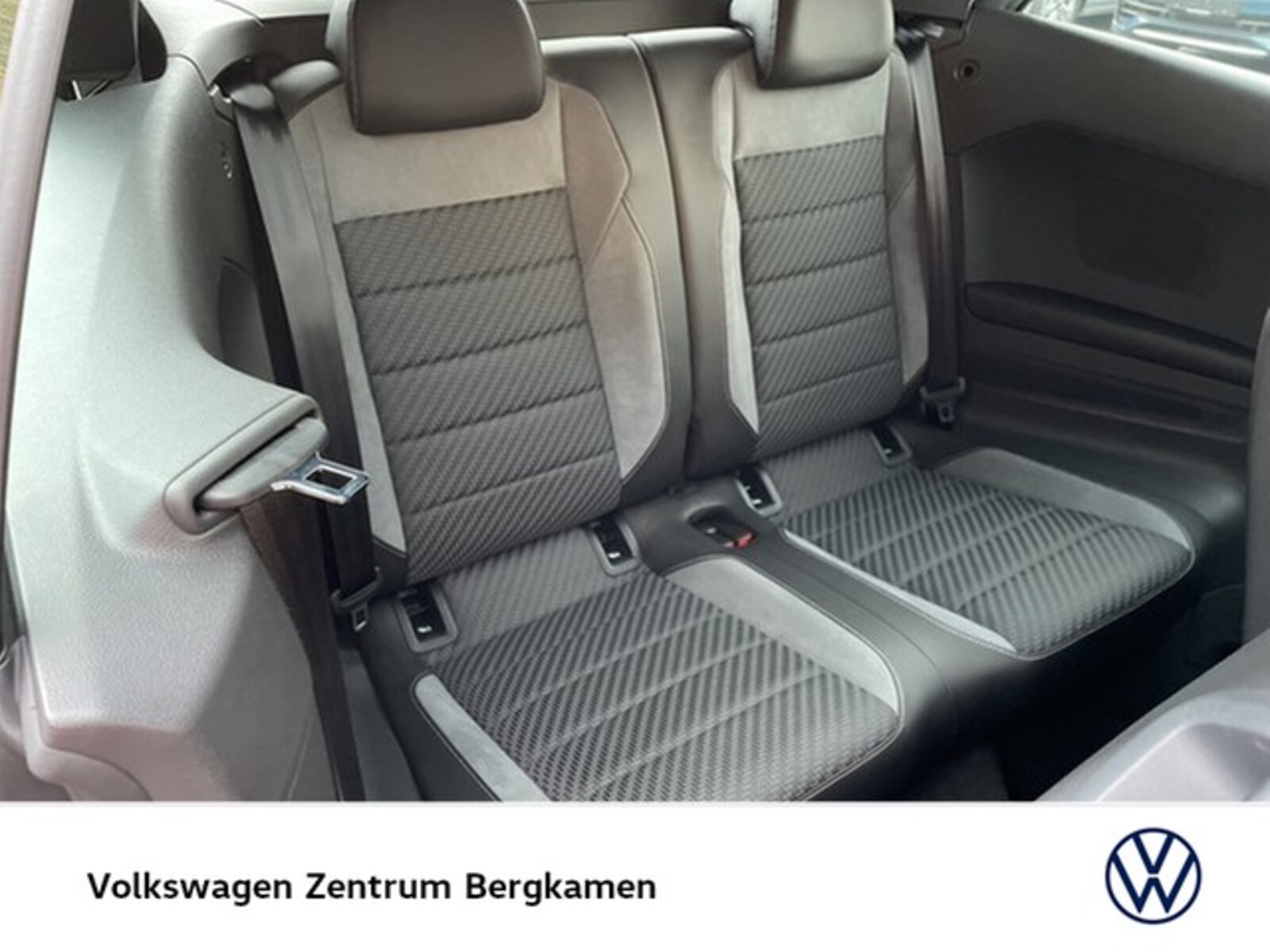 Volkswagen T-Roc Cabriolet – Bild 13