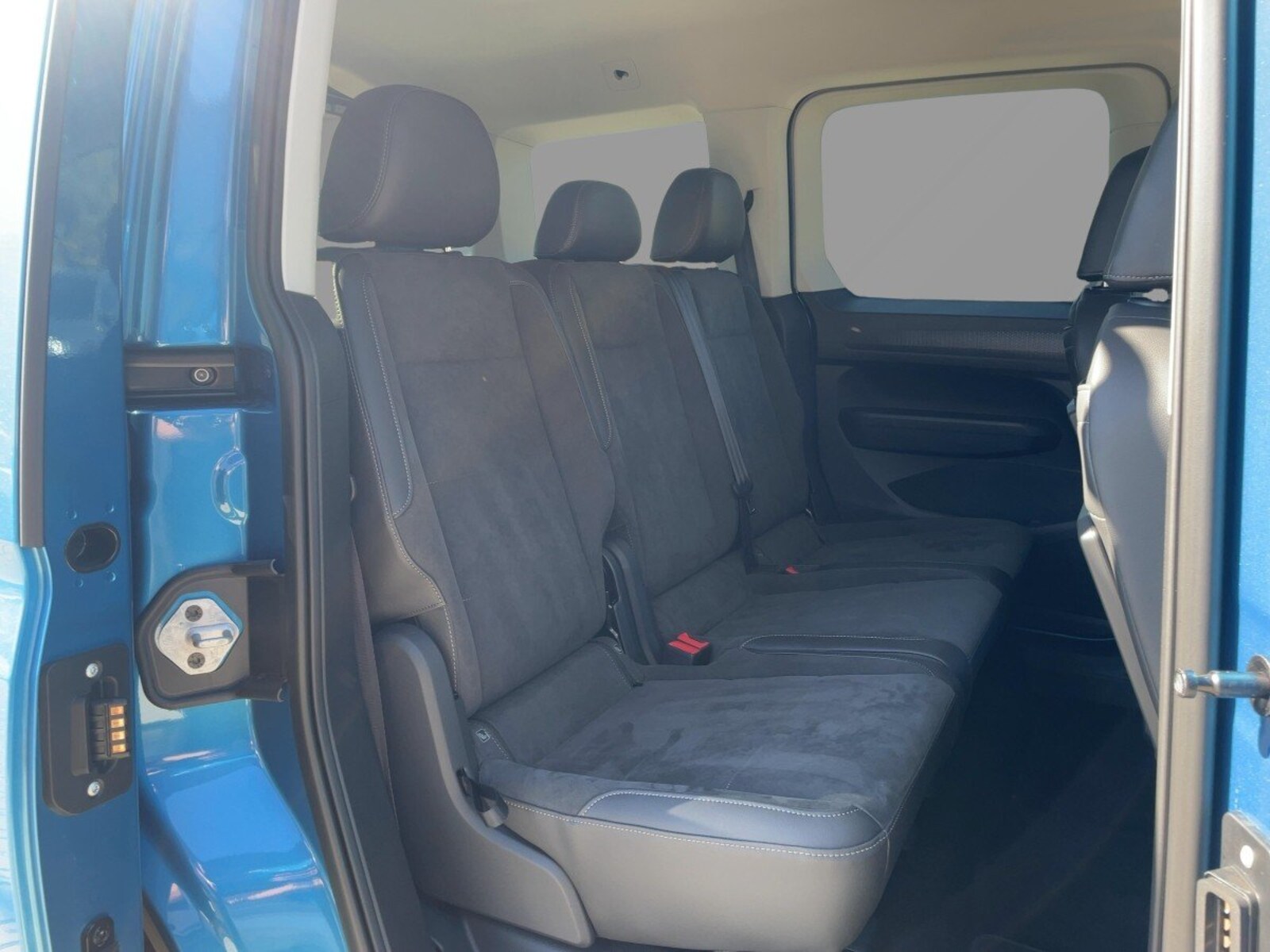 Volkswagen Caddy – Bild 9