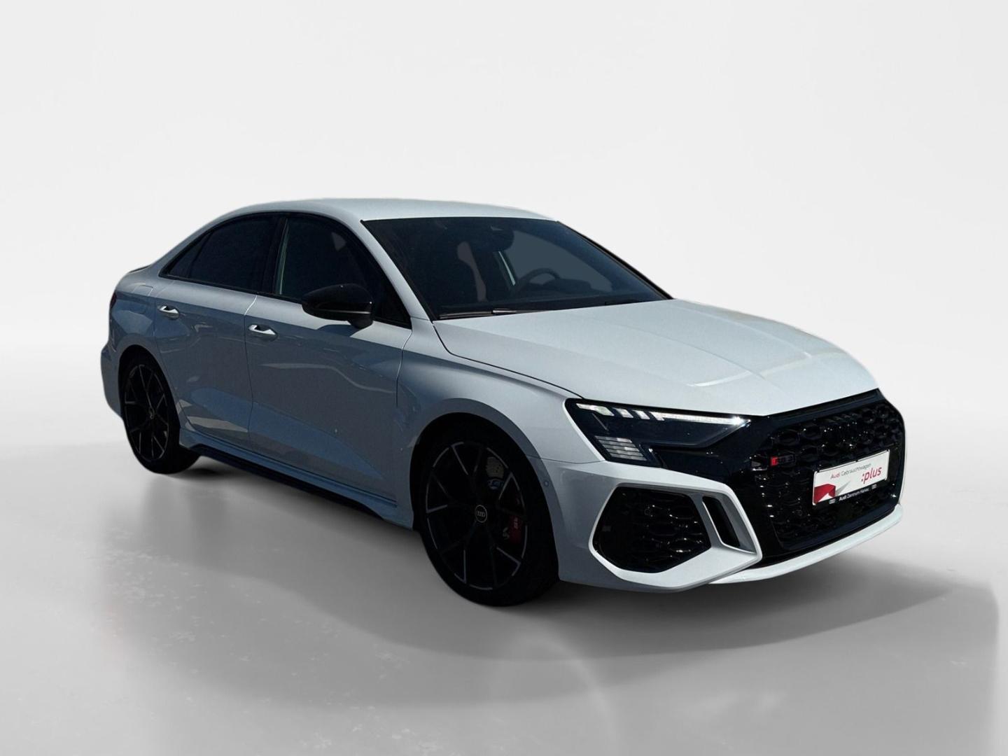 Image about Audi RS 3 Limousine TFSI quattro S tronic
