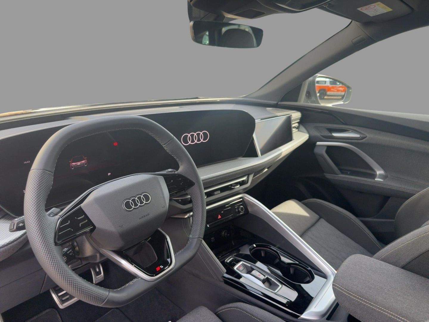 Bild über Audi Q5 SUV TFSI quattro 150 kW S tronic - für weitere Informationen kontaktieren Sie den Audi Partner