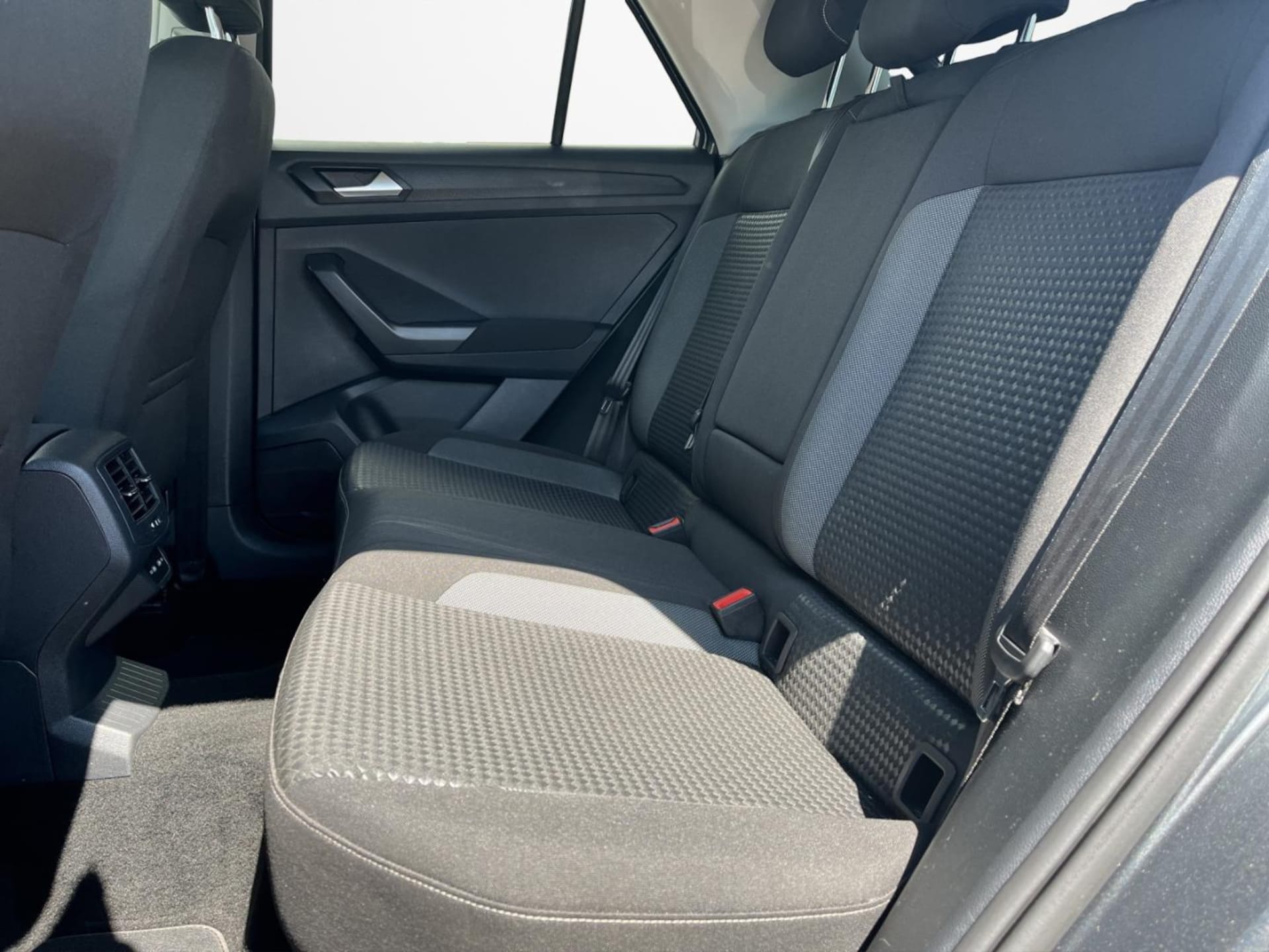 Volkswagen T-Roc Active