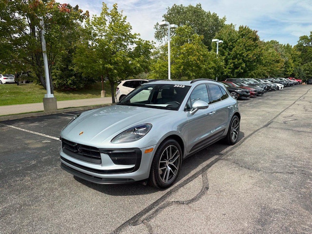 2023 Porsche Macan