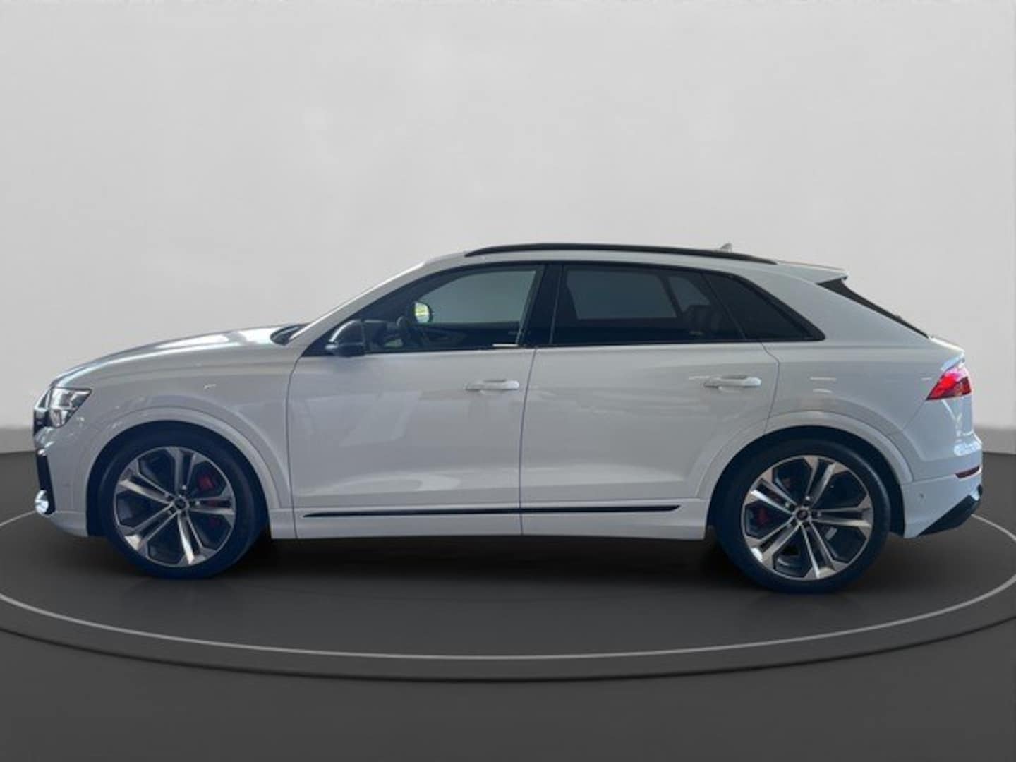 Bild über Audi Q8 SUV 50 TDI quattro tiptronic - für weitere Informationen kontaktieren Sie den Audi Partner