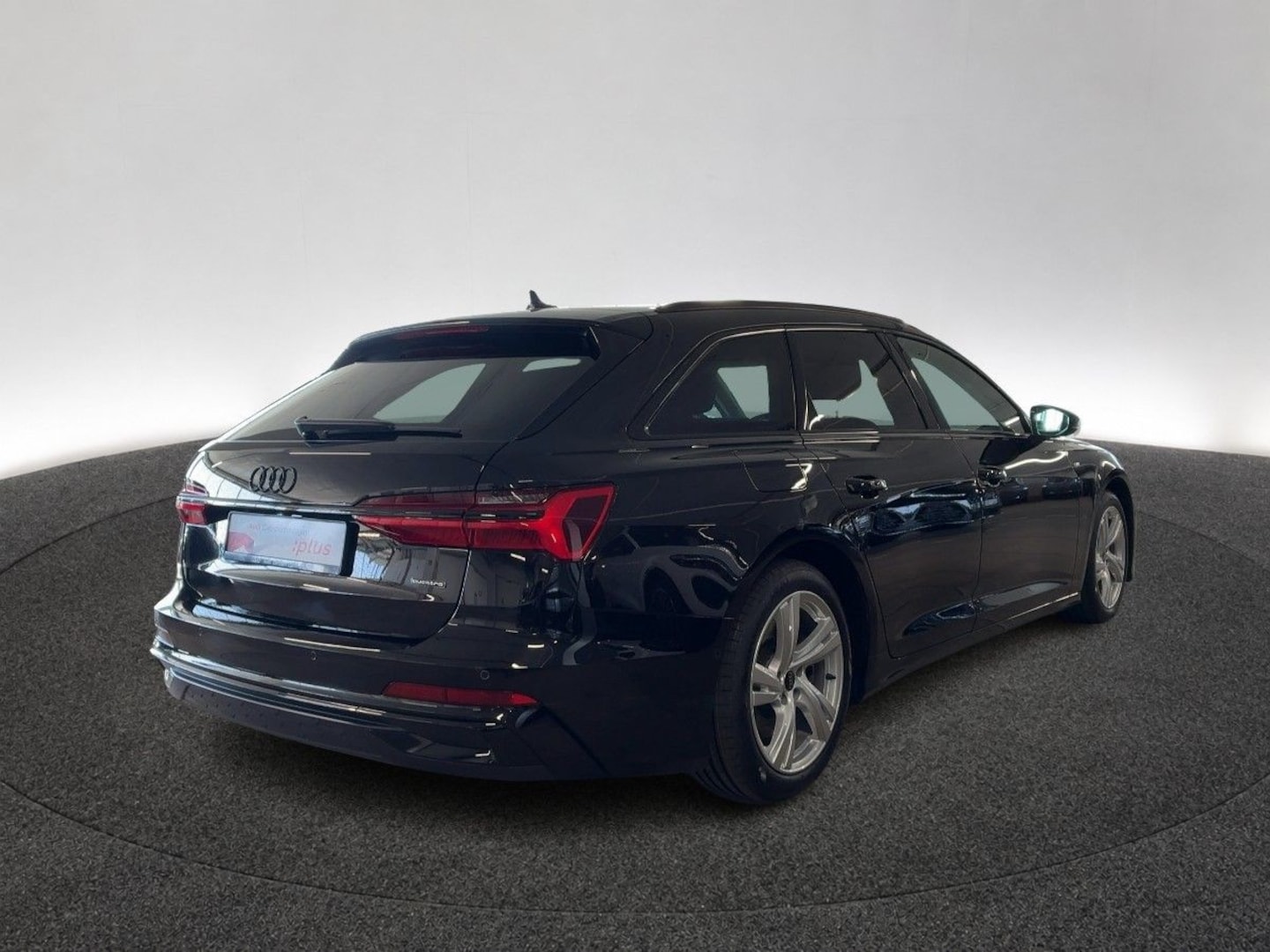 Bild über Audi A6 Avant TFSI e S line 50 TFSI e quattro S tronic - für weitere Informationen kontaktieren Sie den Audi Partner