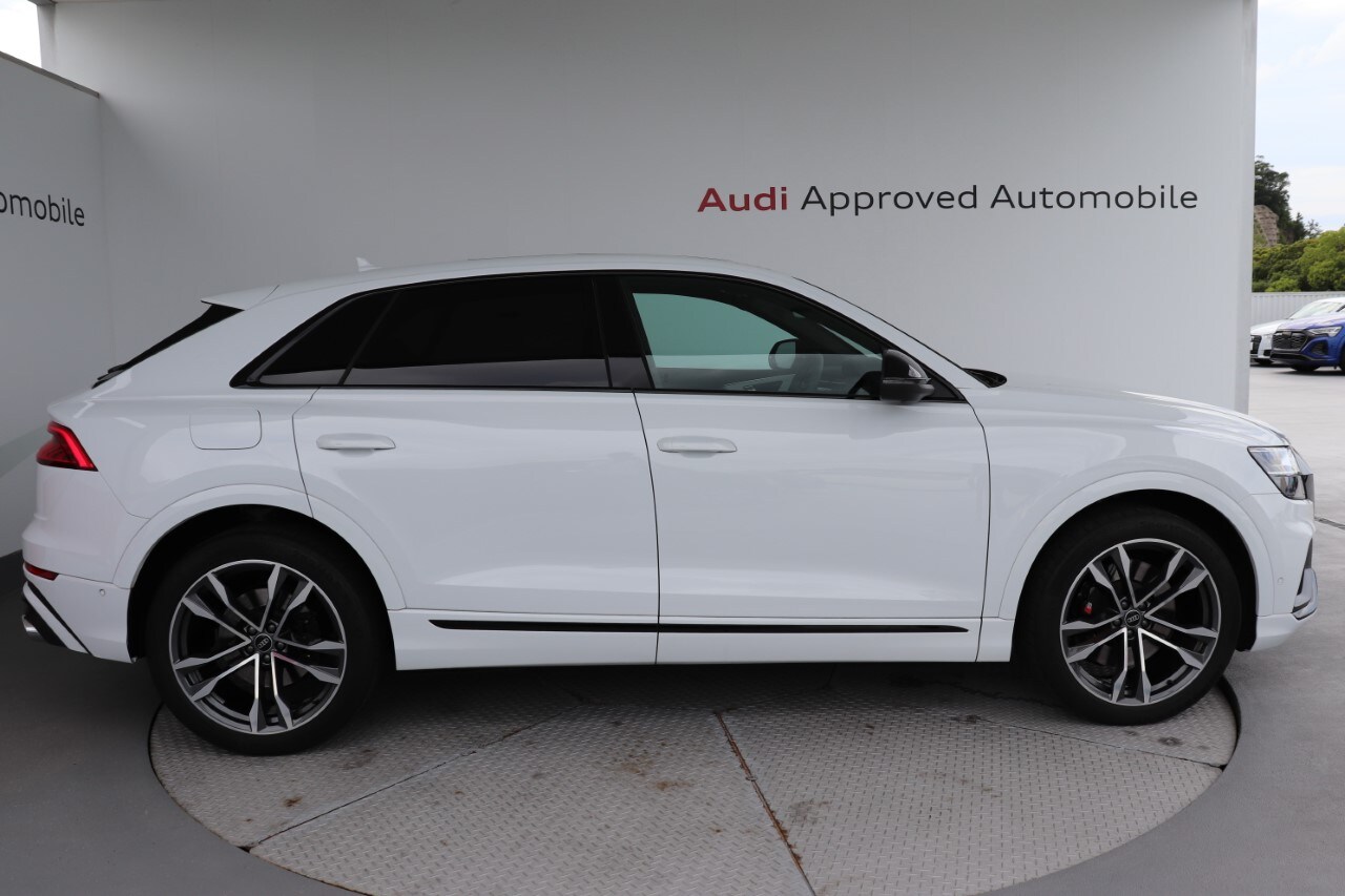 Audi SQ8
