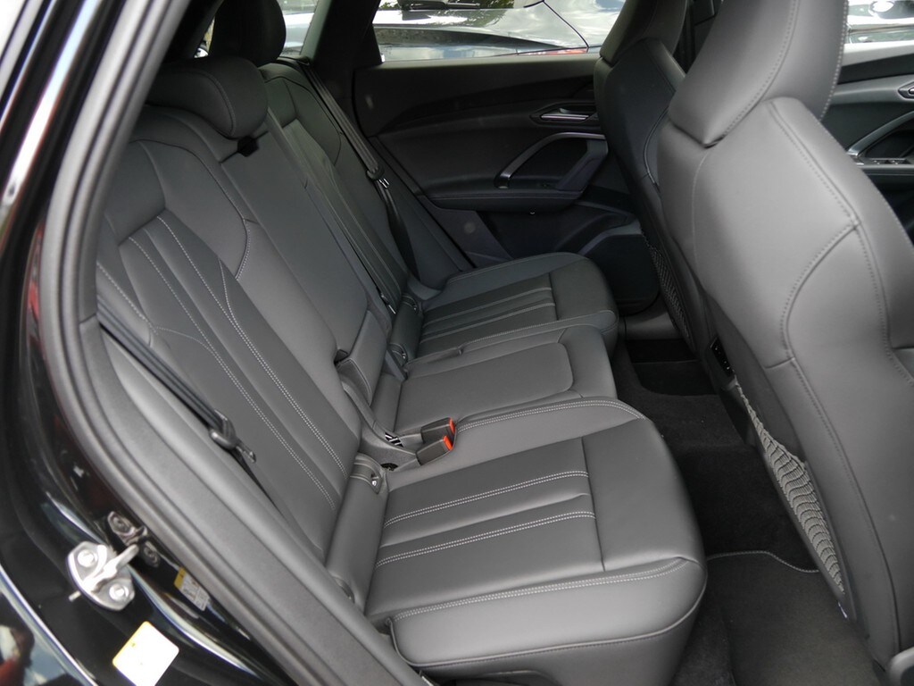 Image about Audi Q5 SUV TDI quattro 150 kW S tronic