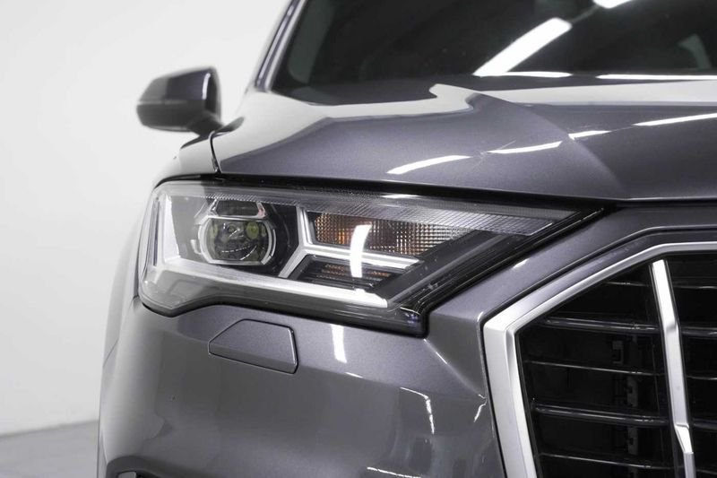 Image about Audi Q7 TFSI e Sport 55 TFSI e quattro 280 kW (381 PS) tiptronic