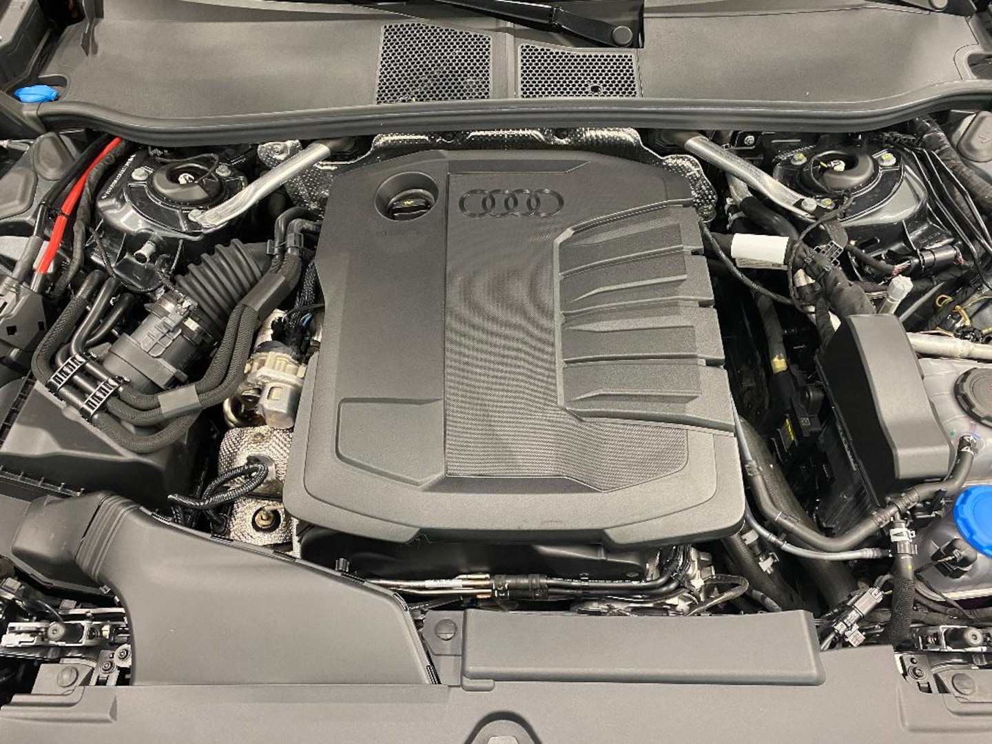 Bild über Audi A6 Avant edition one TDI quattro 150 kW S tronic - für weitere Informationen kontaktieren Sie den Audi Partner