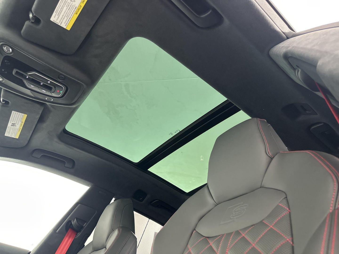 2026 Audi SQ8 Prestige - Photo 23