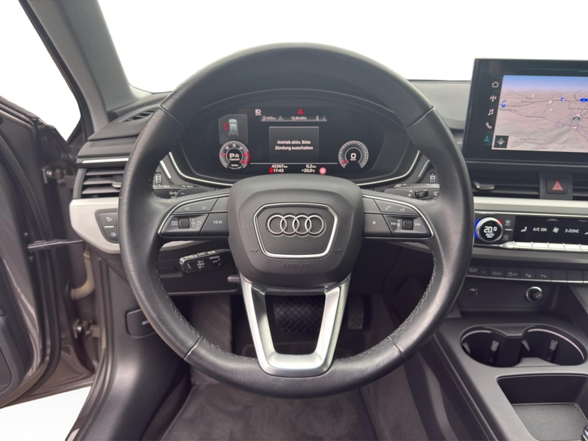 Audi A4 Avant S line
