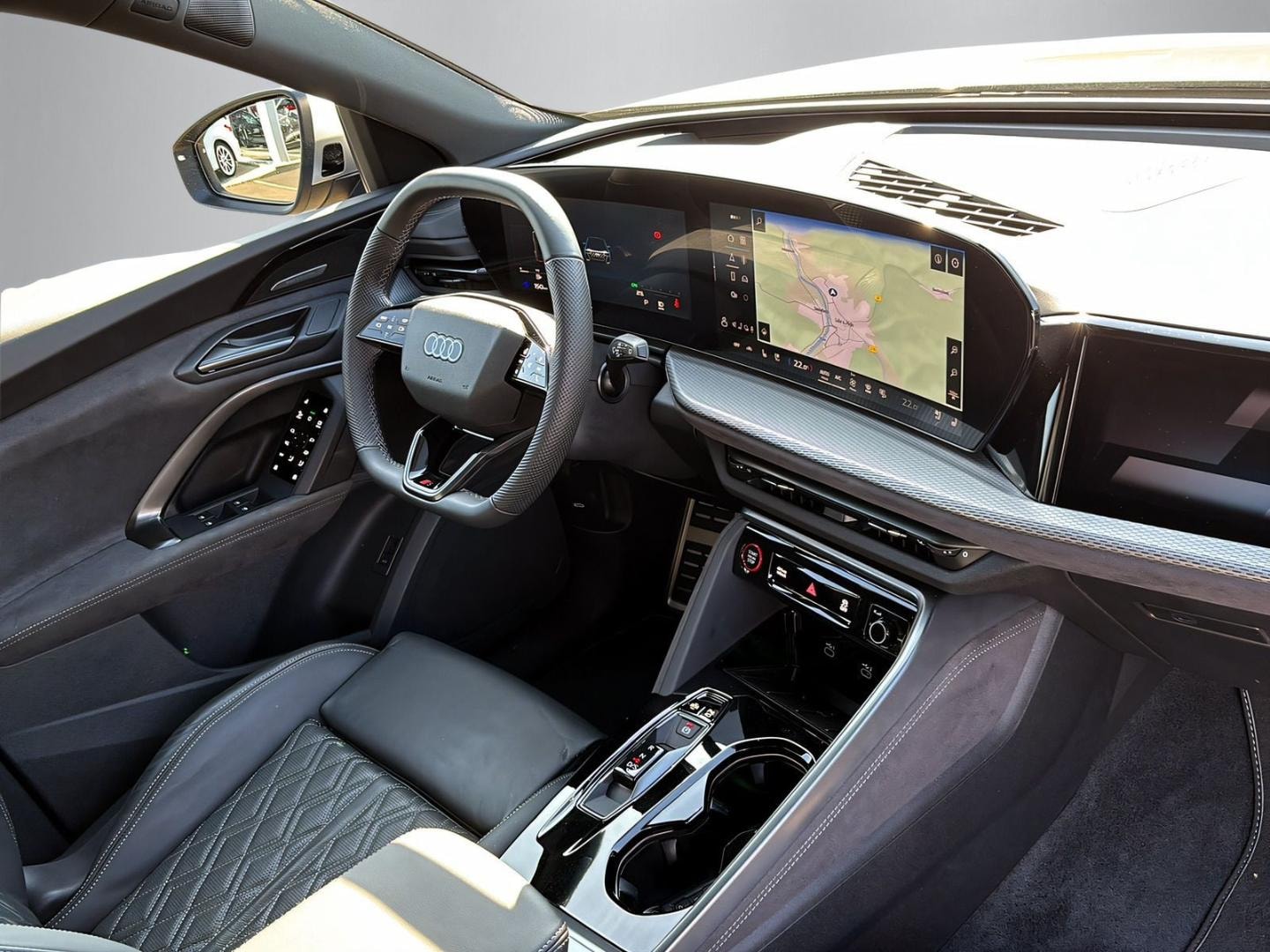 Bild über Audi SQ5 SUV TFSI 270 kW S tronic - für weitere Informationen kontaktieren Sie den Audi Partner