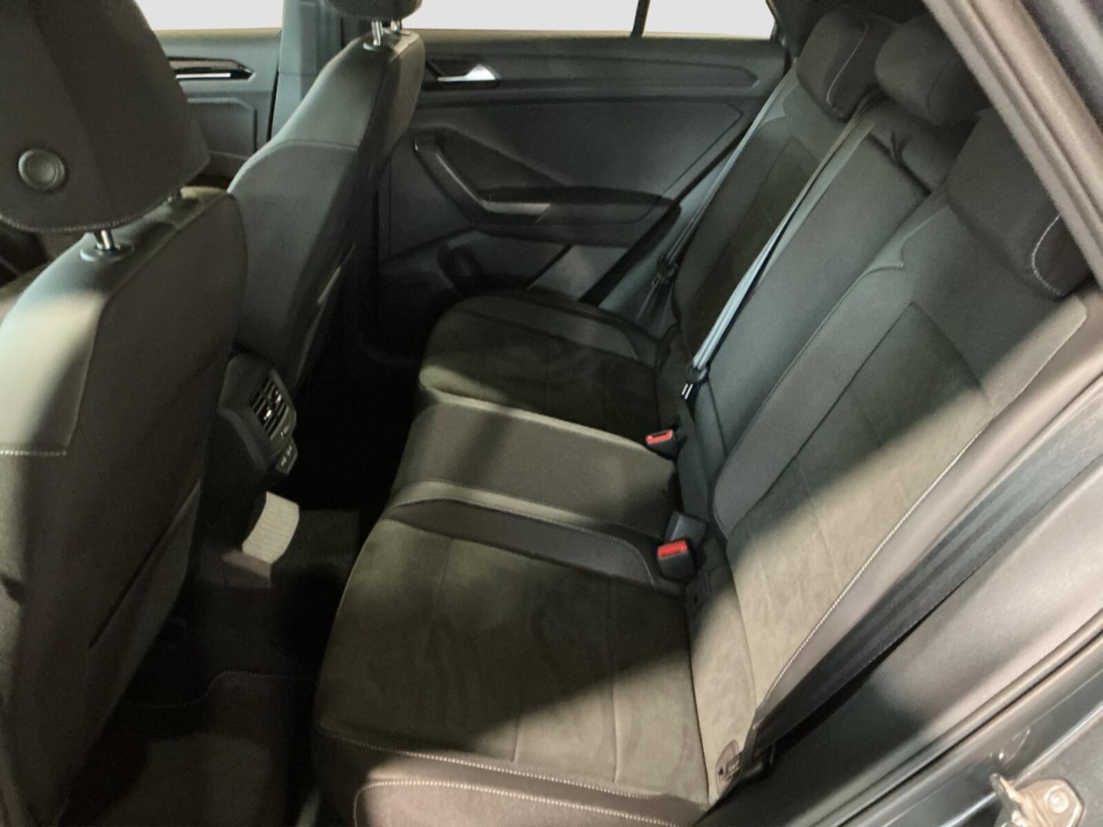 Volkswagen T-Roc – Bild 11
