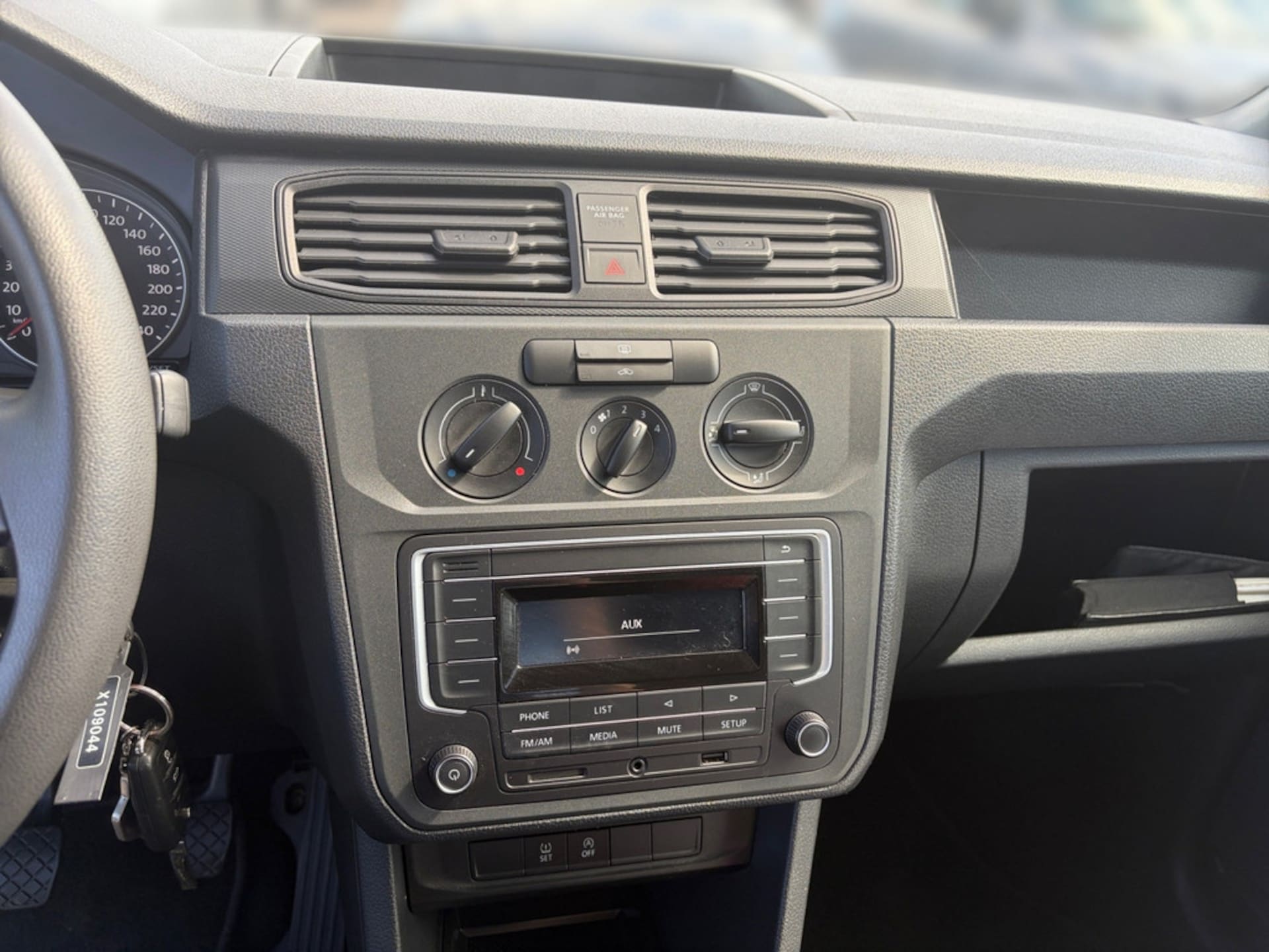 Volkswagen Caddy Kombi Basis-Modell