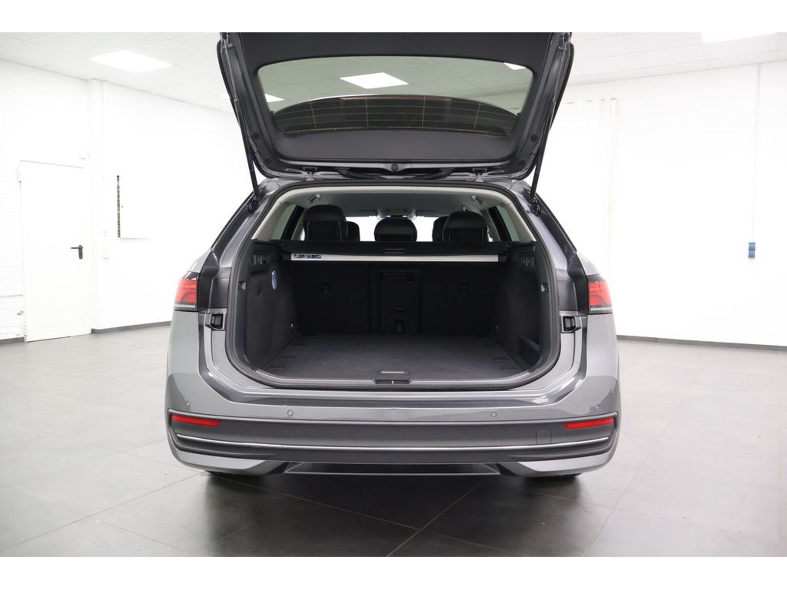 Volkswagen Passat – Bild 23