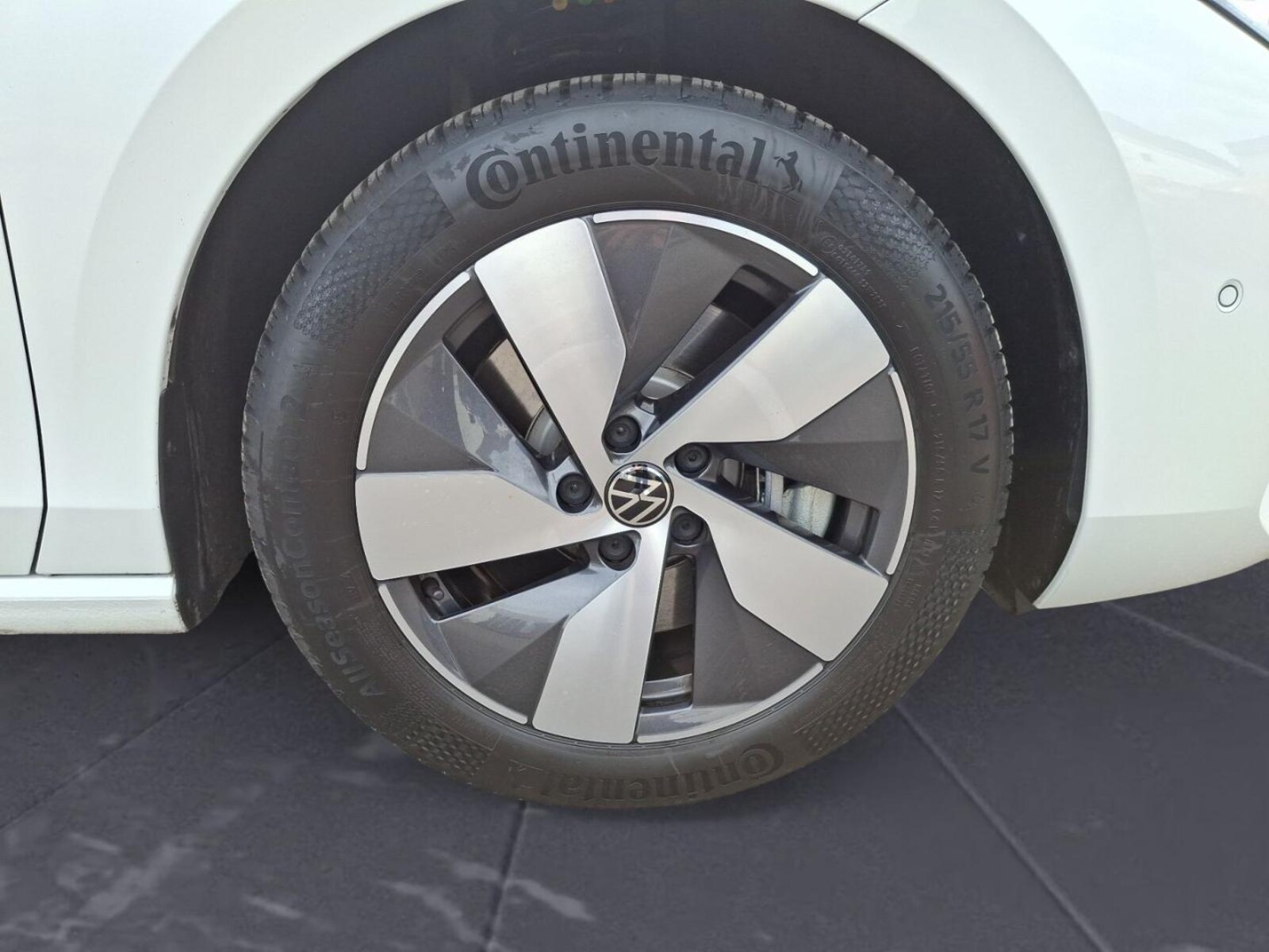 Volkswagen Passat – Bild 7