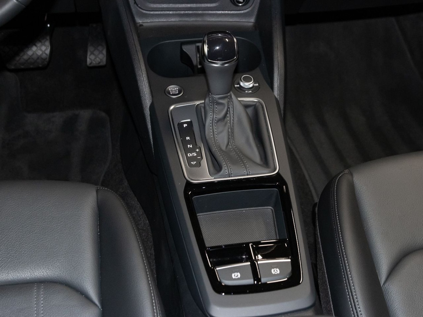 Bild über Audi Q2 advanced 40 TFSI quattro S tronic - für weitere Informationen kontaktieren Sie den Audi Partner