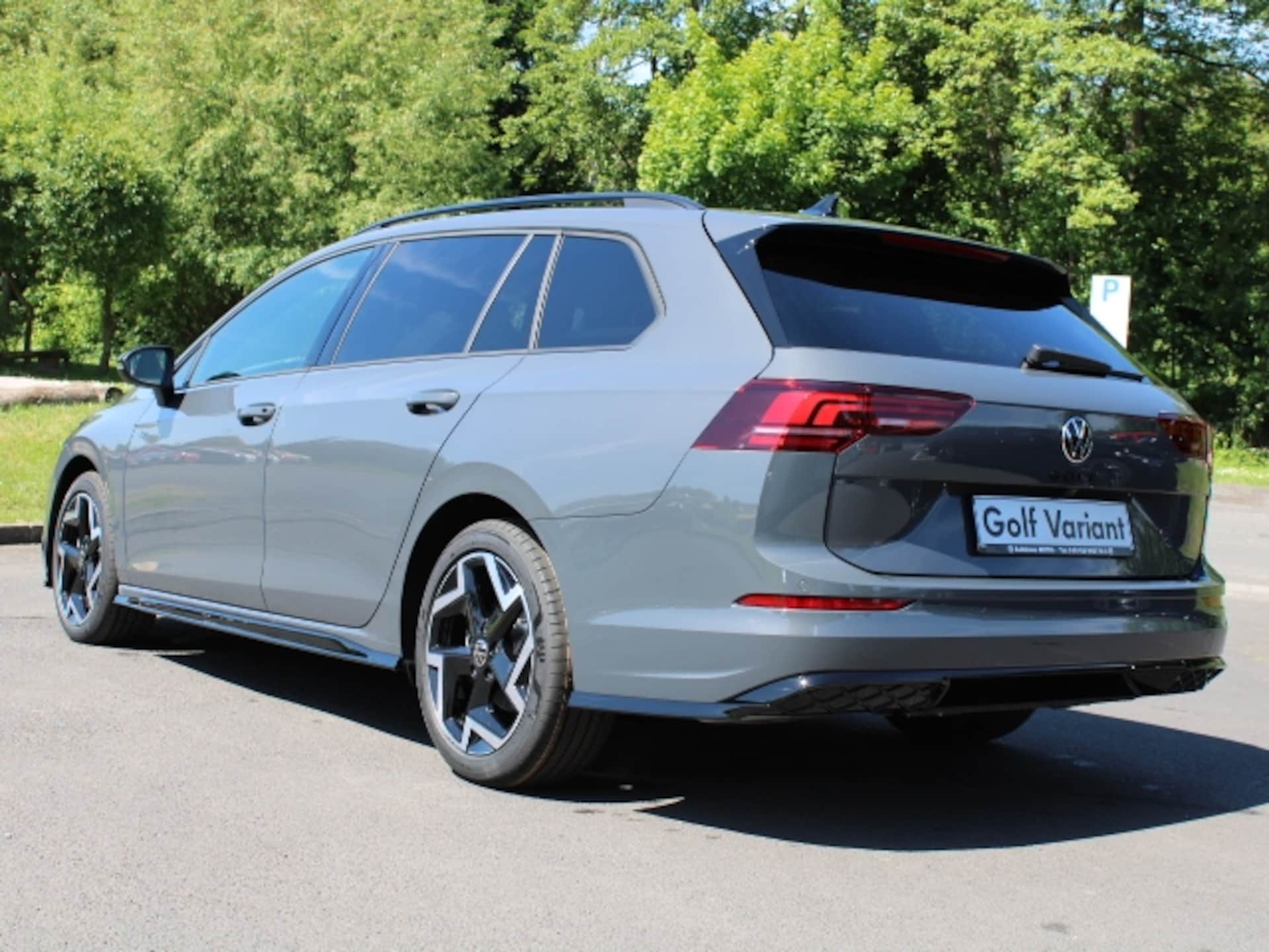 Volkswagen Golf Variant R-Line
