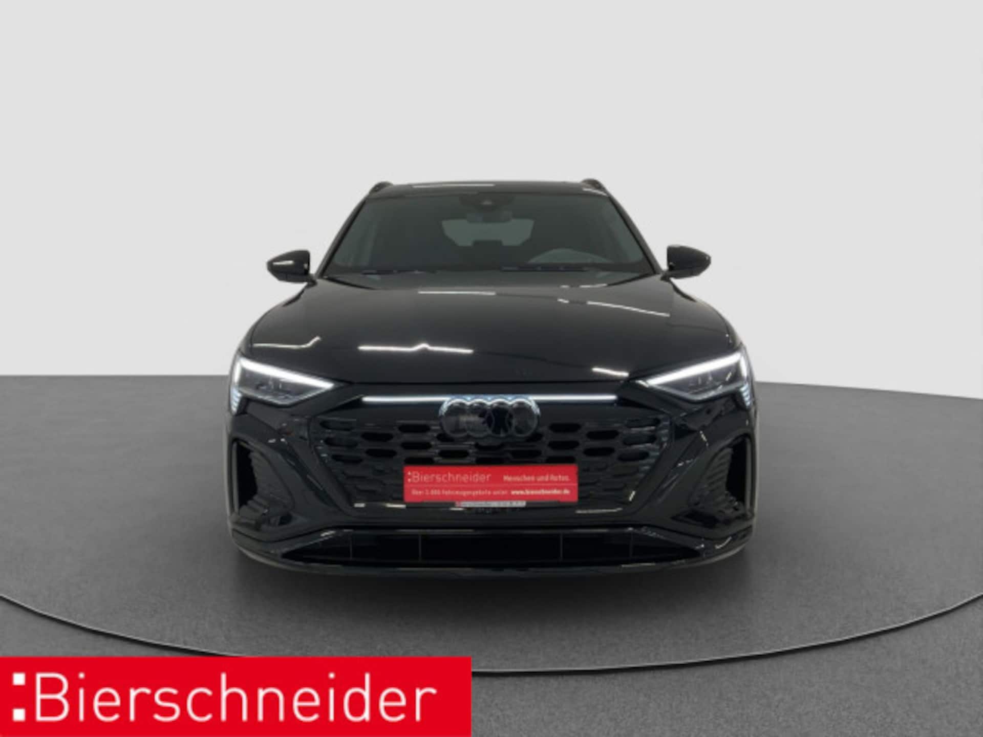 Audi Q8 Sportback e-tron S line