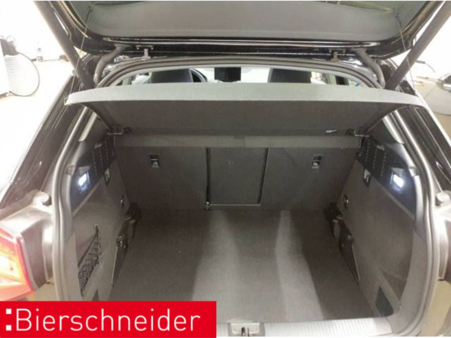 Bild über Audi Q2 advanced 35 TFSI S tronic - für weitere Informationen kontaktieren Sie den Audi Partner