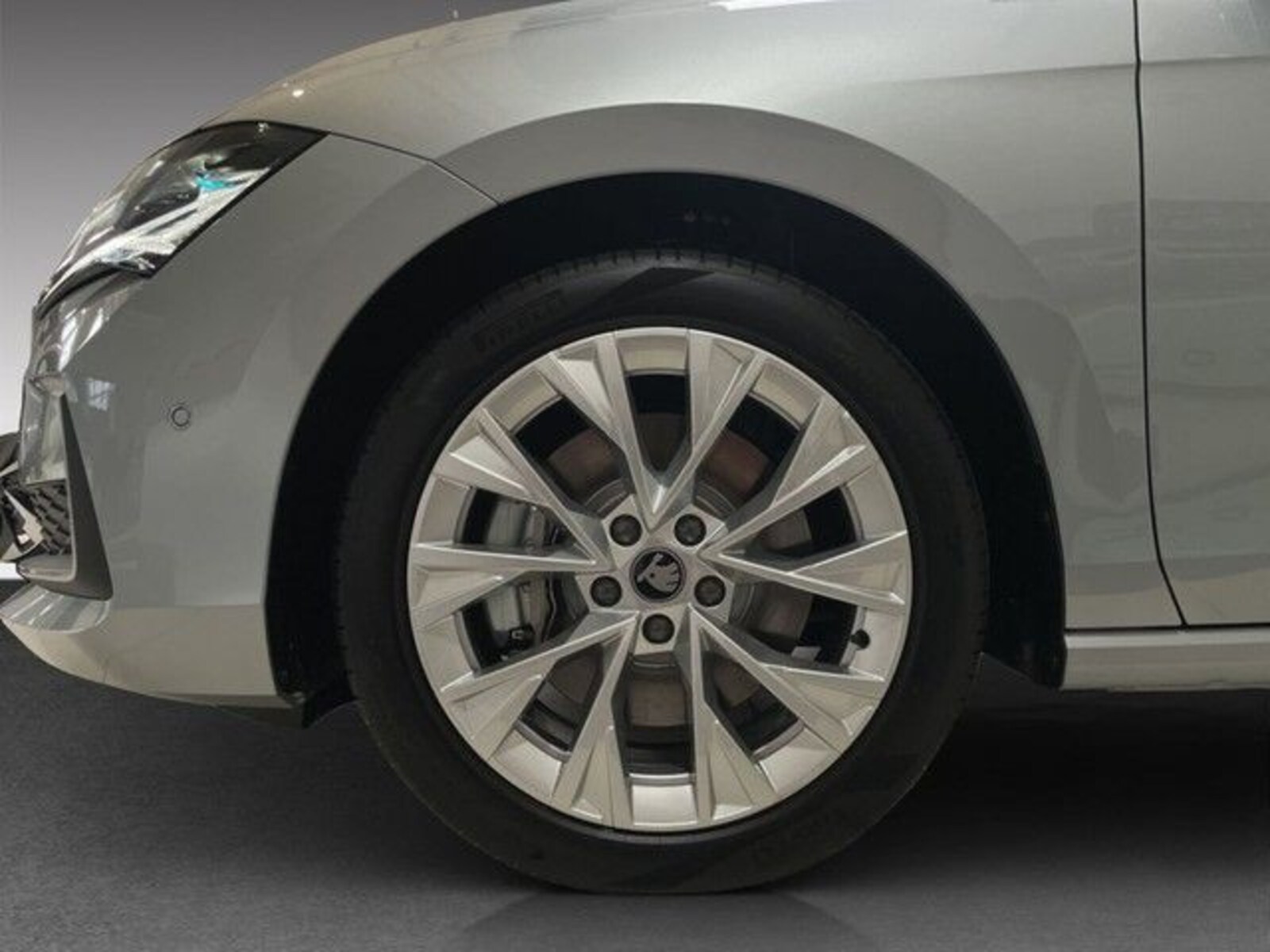 Škoda Superb Combi – Bild 4