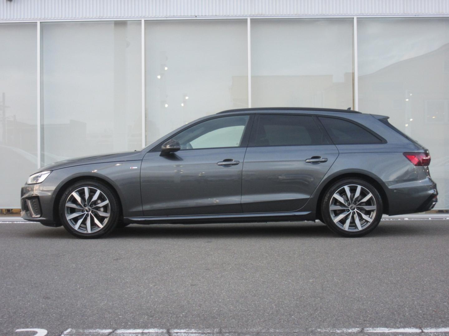 Image about Audi A4 Avant 40 TDI quattro S line 150(204) kW(PS) S tronic