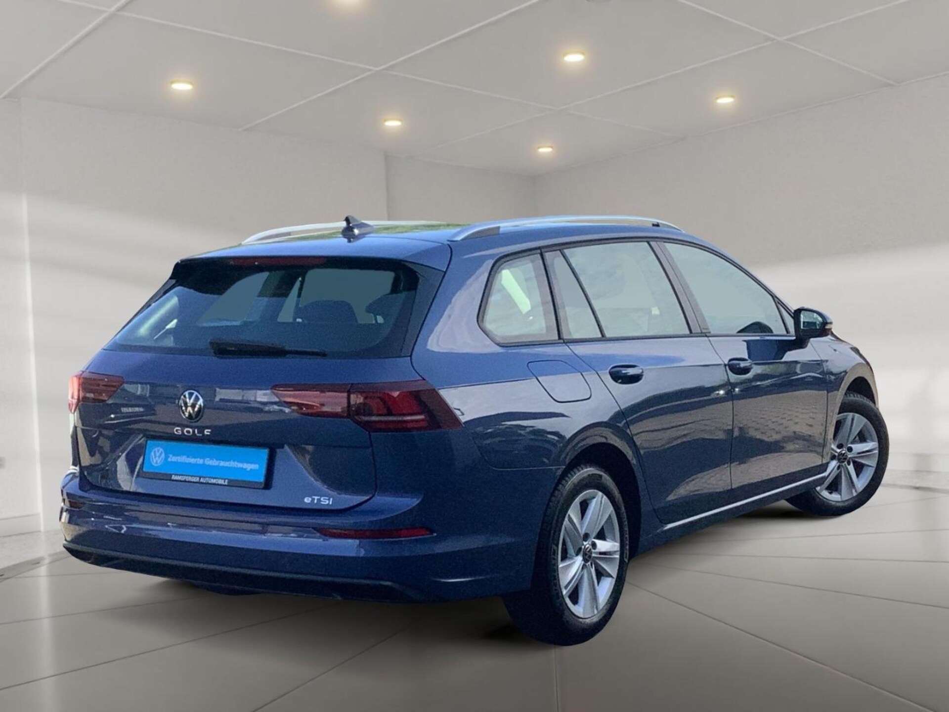 Volkswagen Golf Variant Life