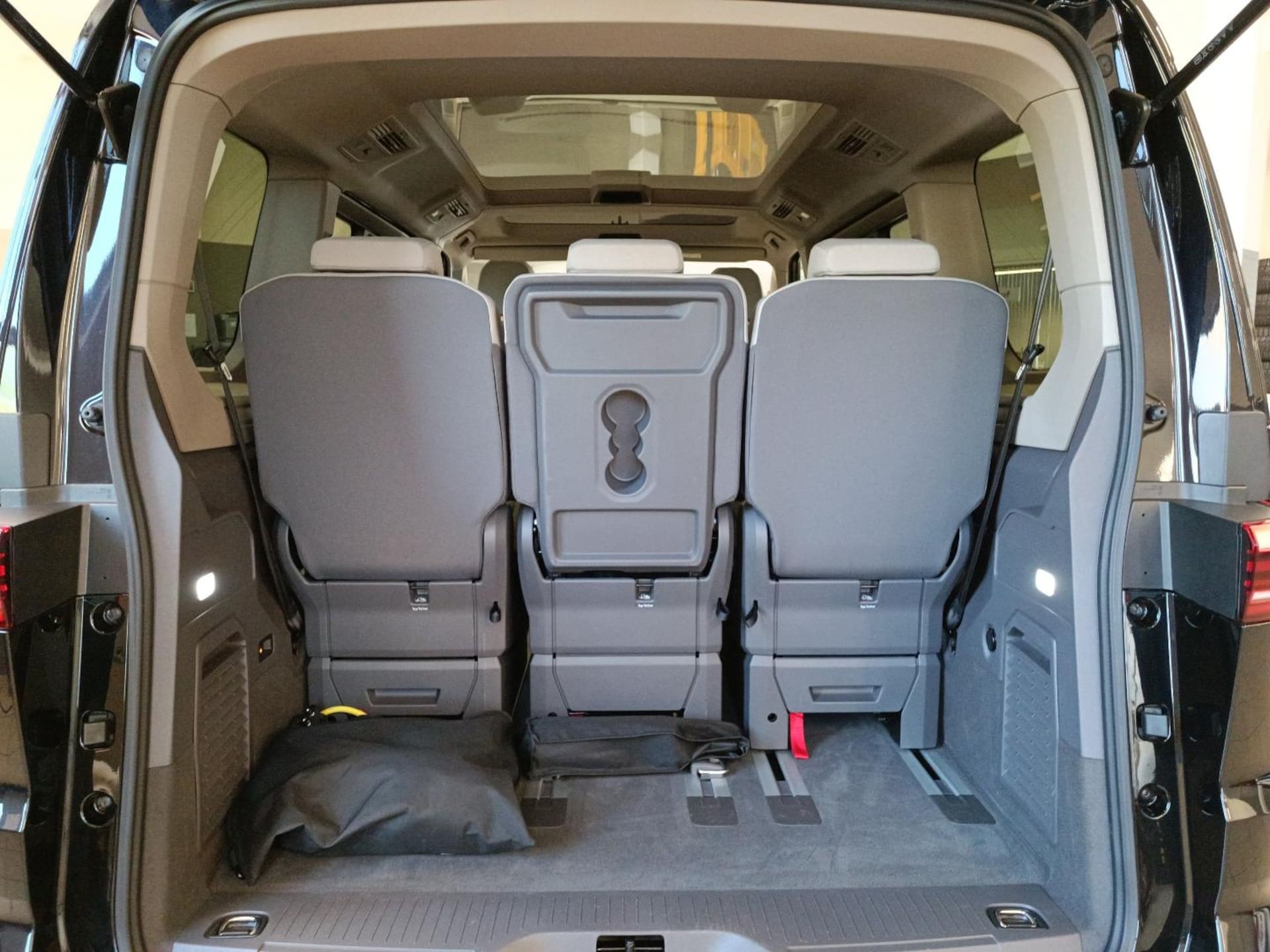 Volkswagen Multivan Basis-Modell