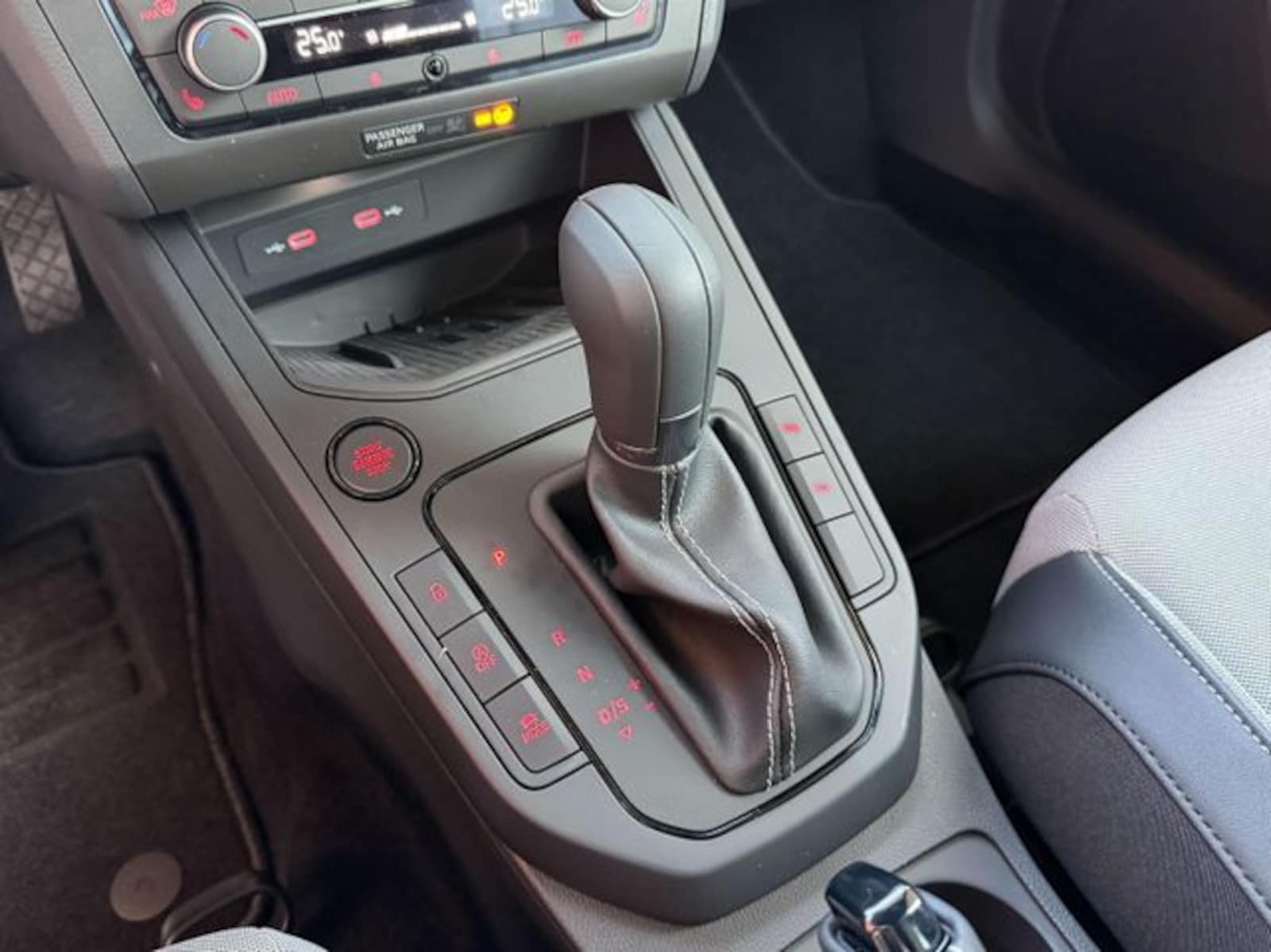 SEAT Arona – Bild 13