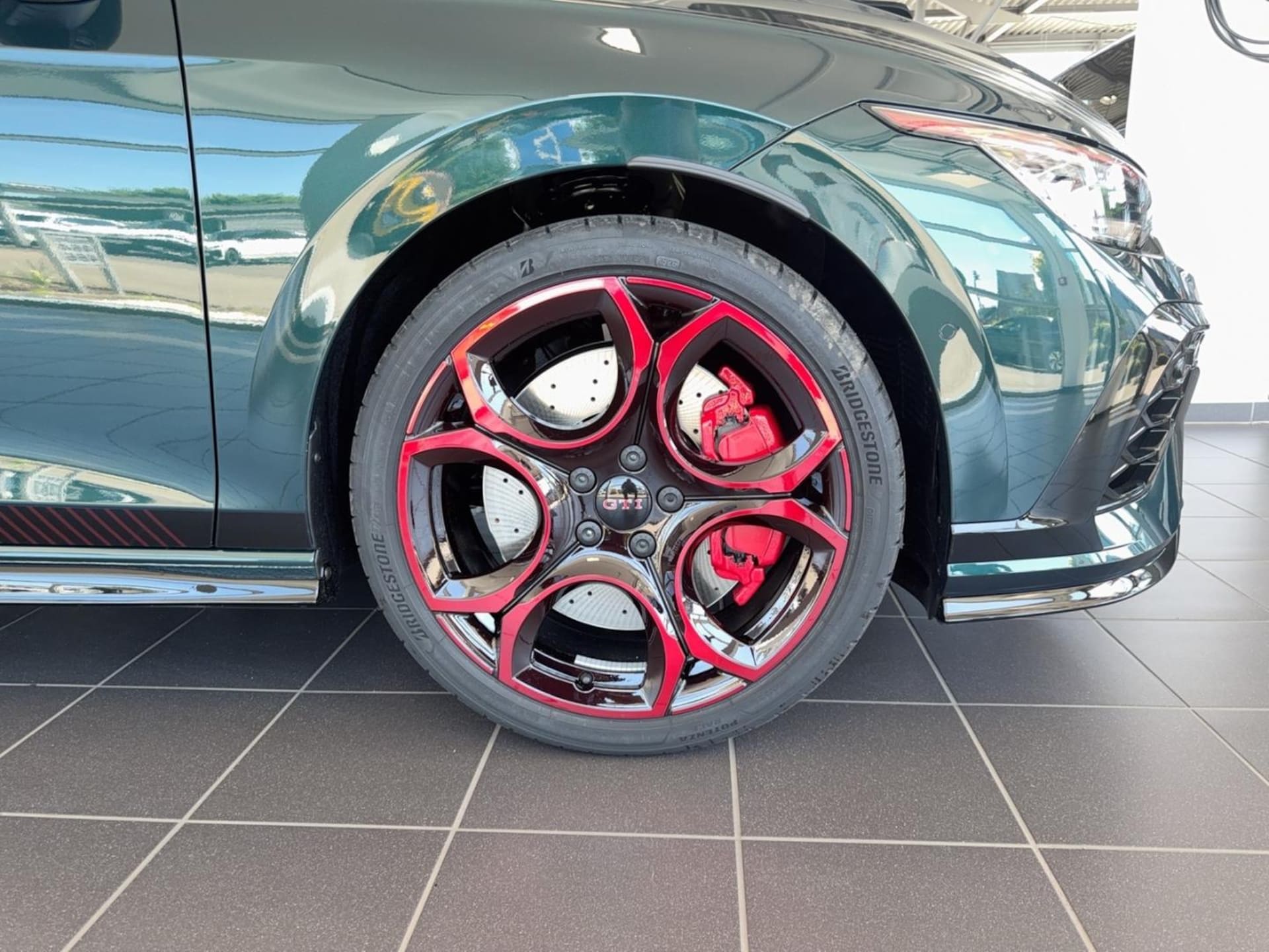 Volkswagen Golf GTI
