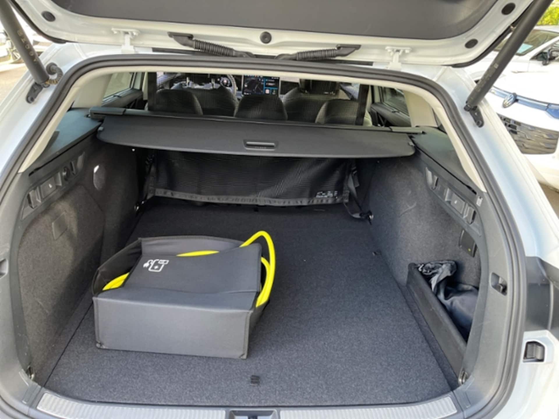 Volkswagen Passat Elegance