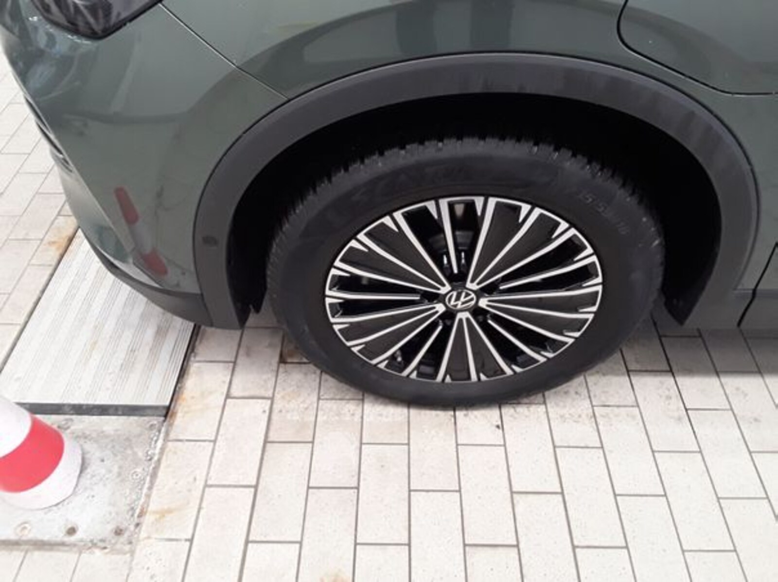 Volkswagen Tiguan – Bild 5