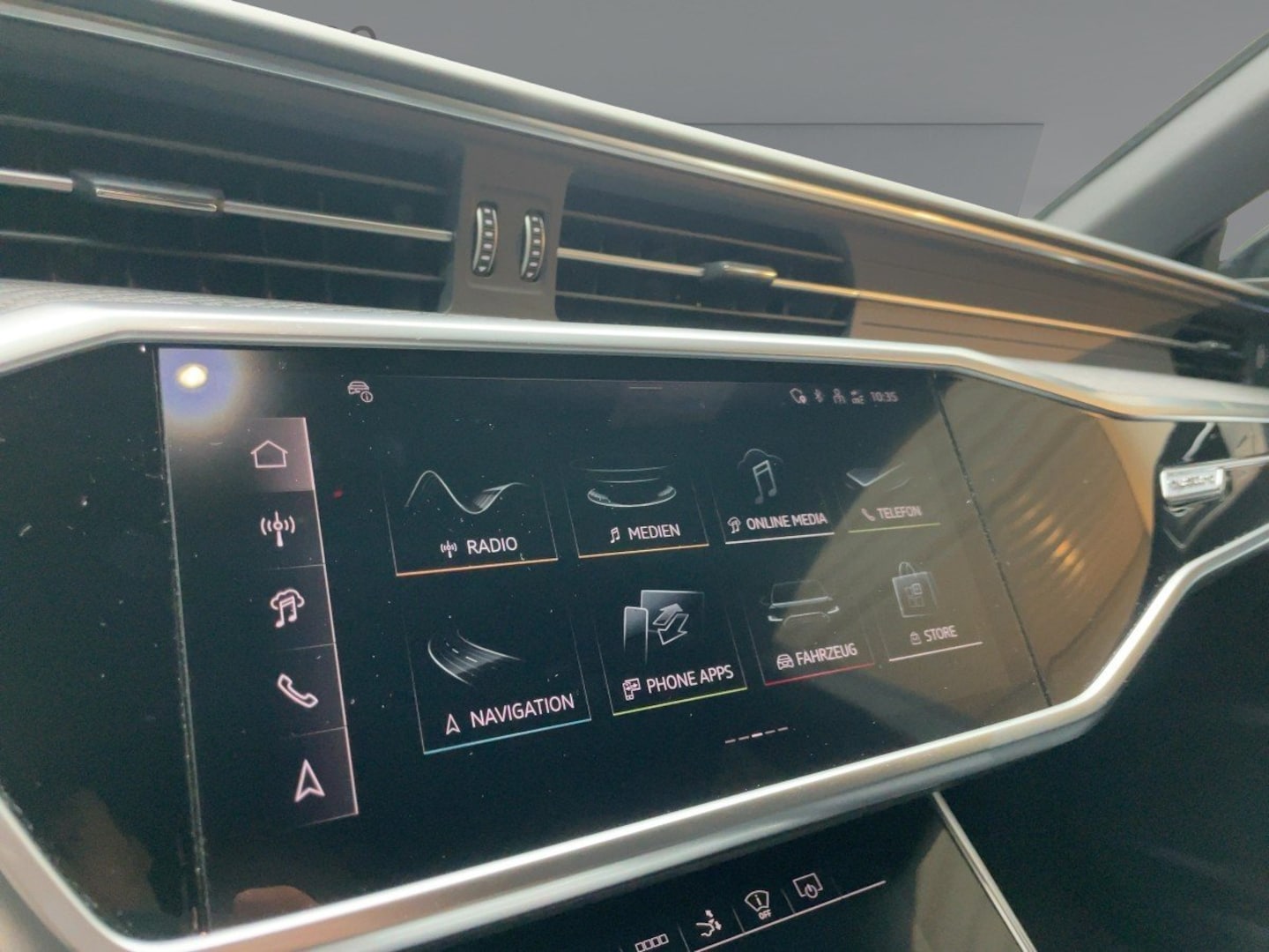 Bild über Audi RS 7 Sportback TFSI quattro tiptronic - für weitere Informationen kontaktieren Sie den Audi Partner