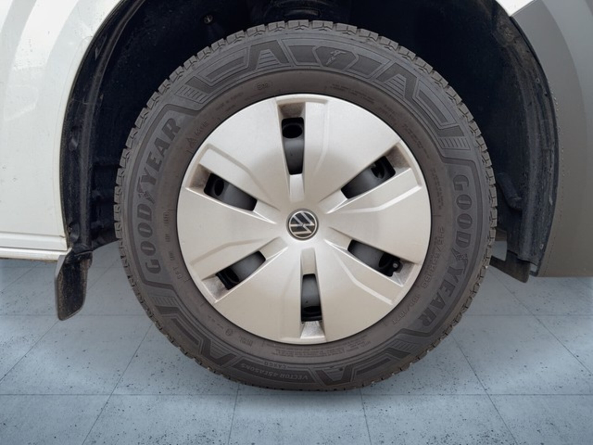 Volkswagen Transporter Kasten kurzer Radstand